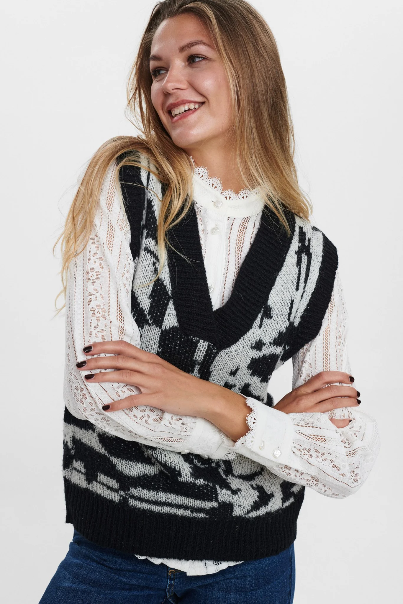 NUCAPPELLA VEST - Caviar - Image 6