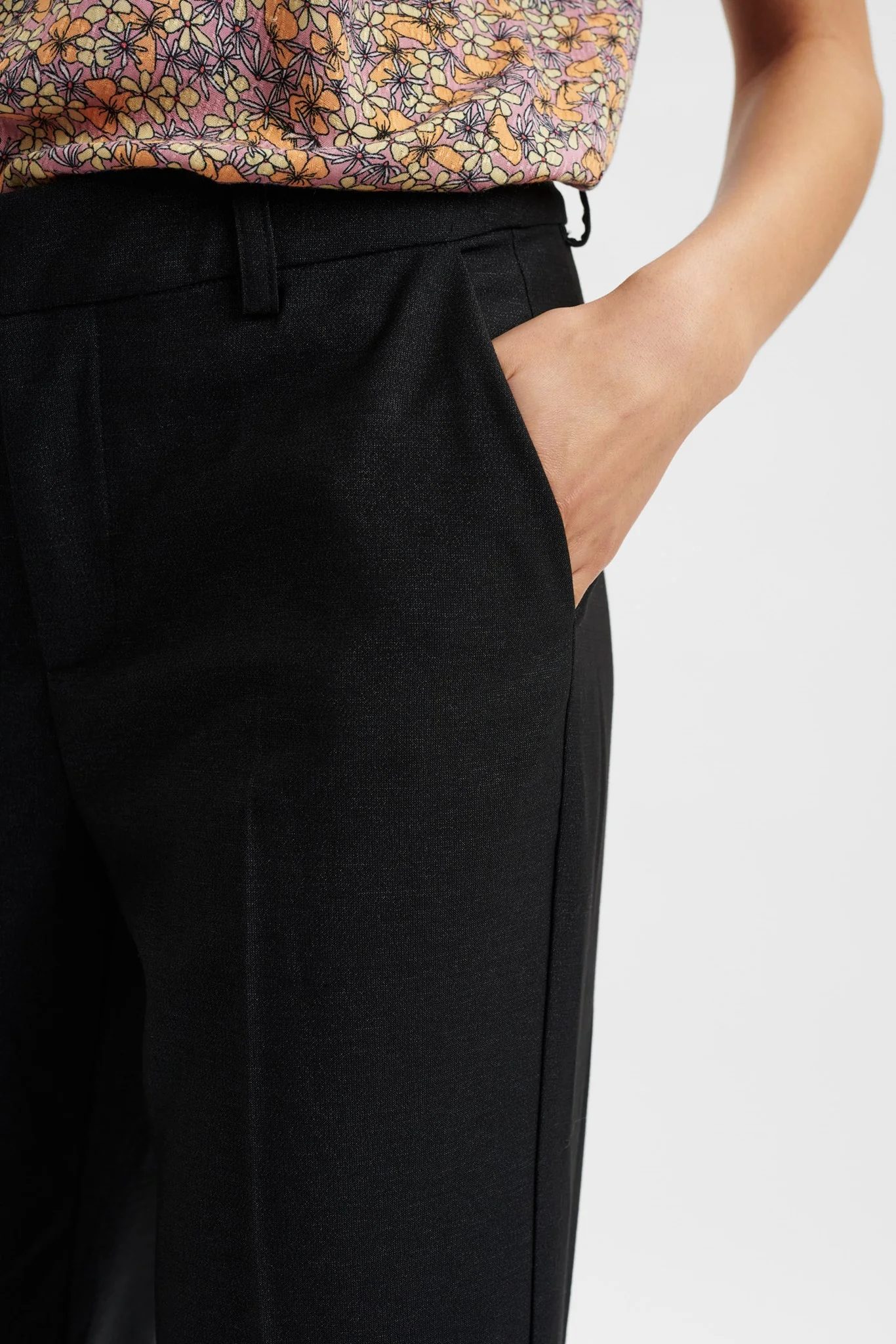 NUCARAWAY PANT - Caviar - Image 4