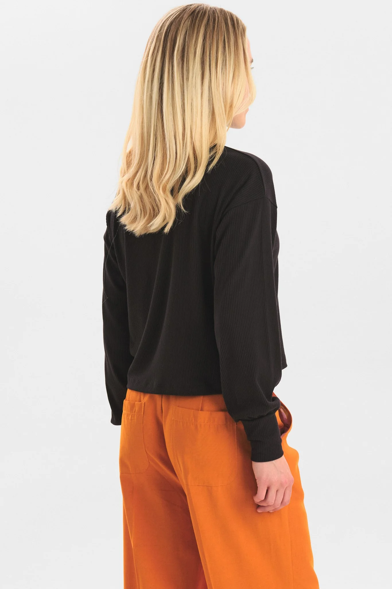 NUCARDI CROP BLOUSE - Caviar - Image 2