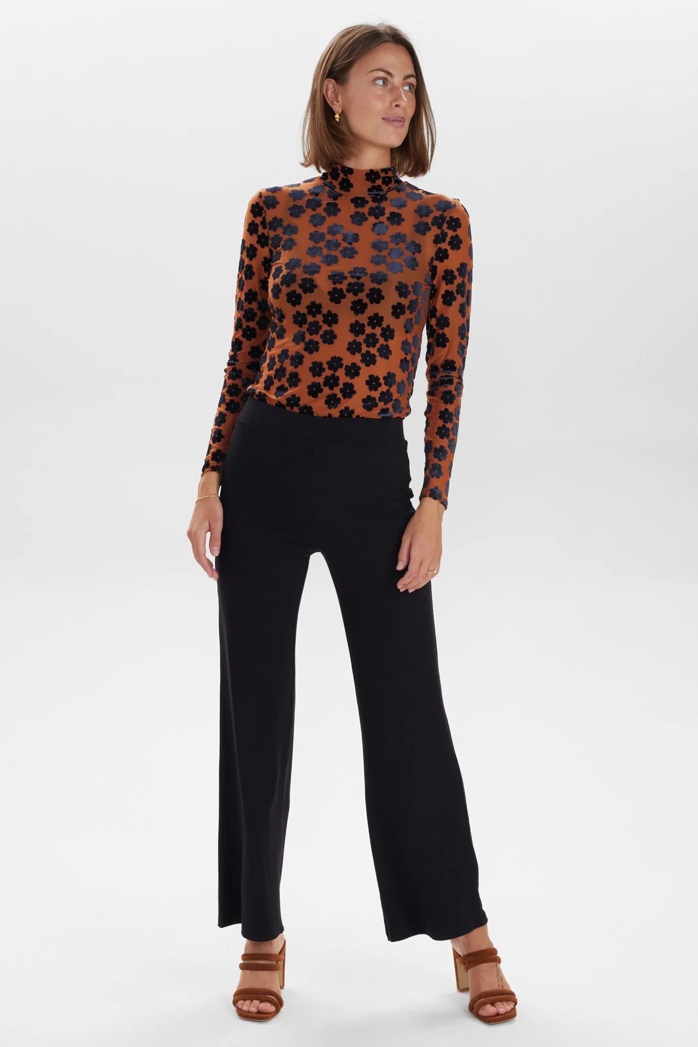 NUCARDI JERSEY PANTS - Caviar - Image 3