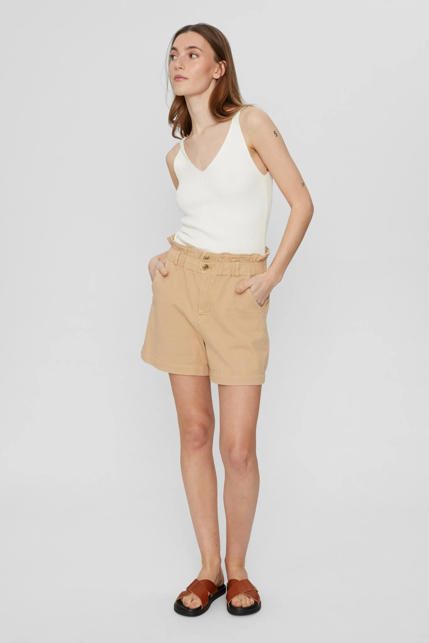 NUCARLISE SHORTS - Sesame - Image 3
