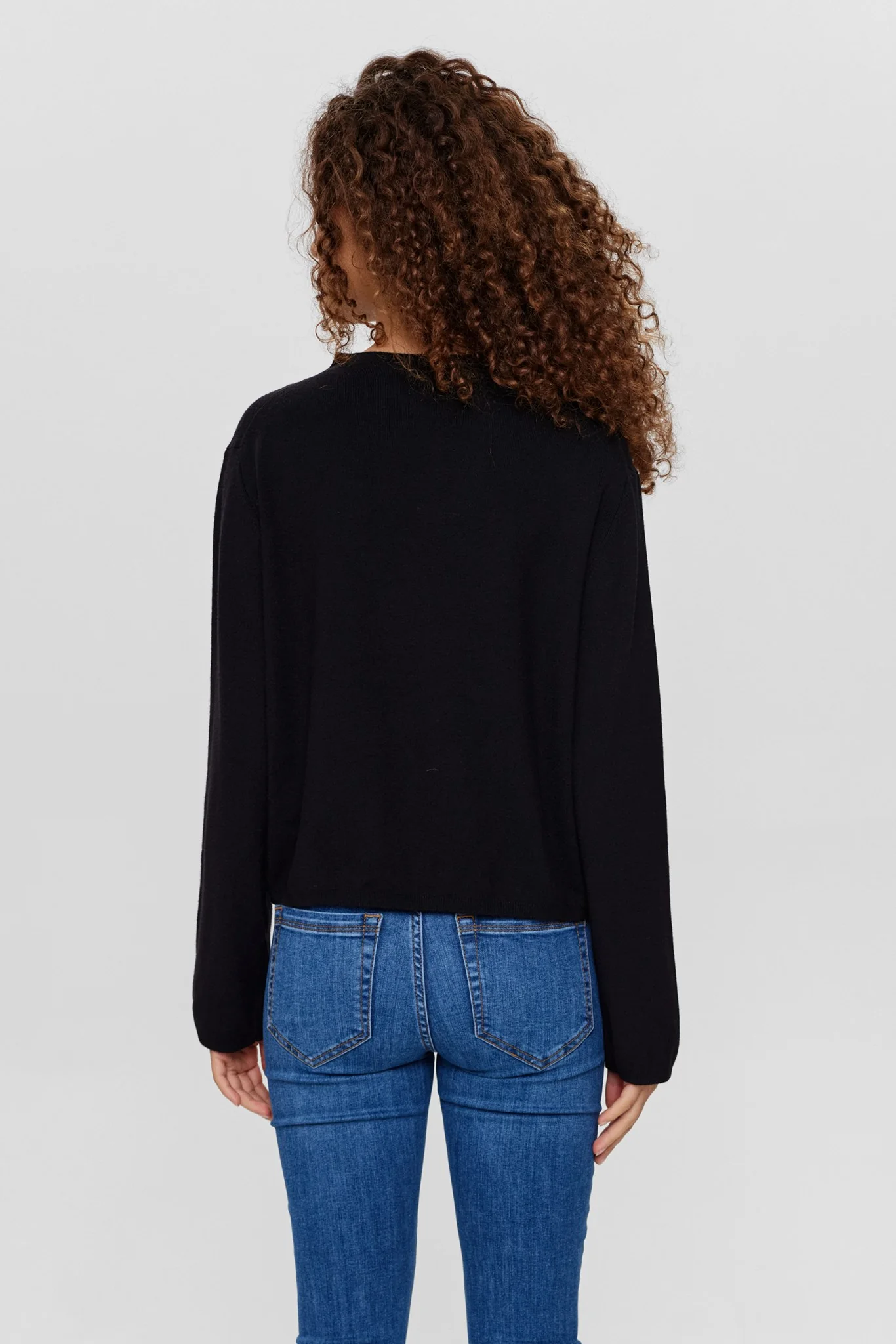 NUCARMA CROP PULLOVER   - Caviar - Image 2