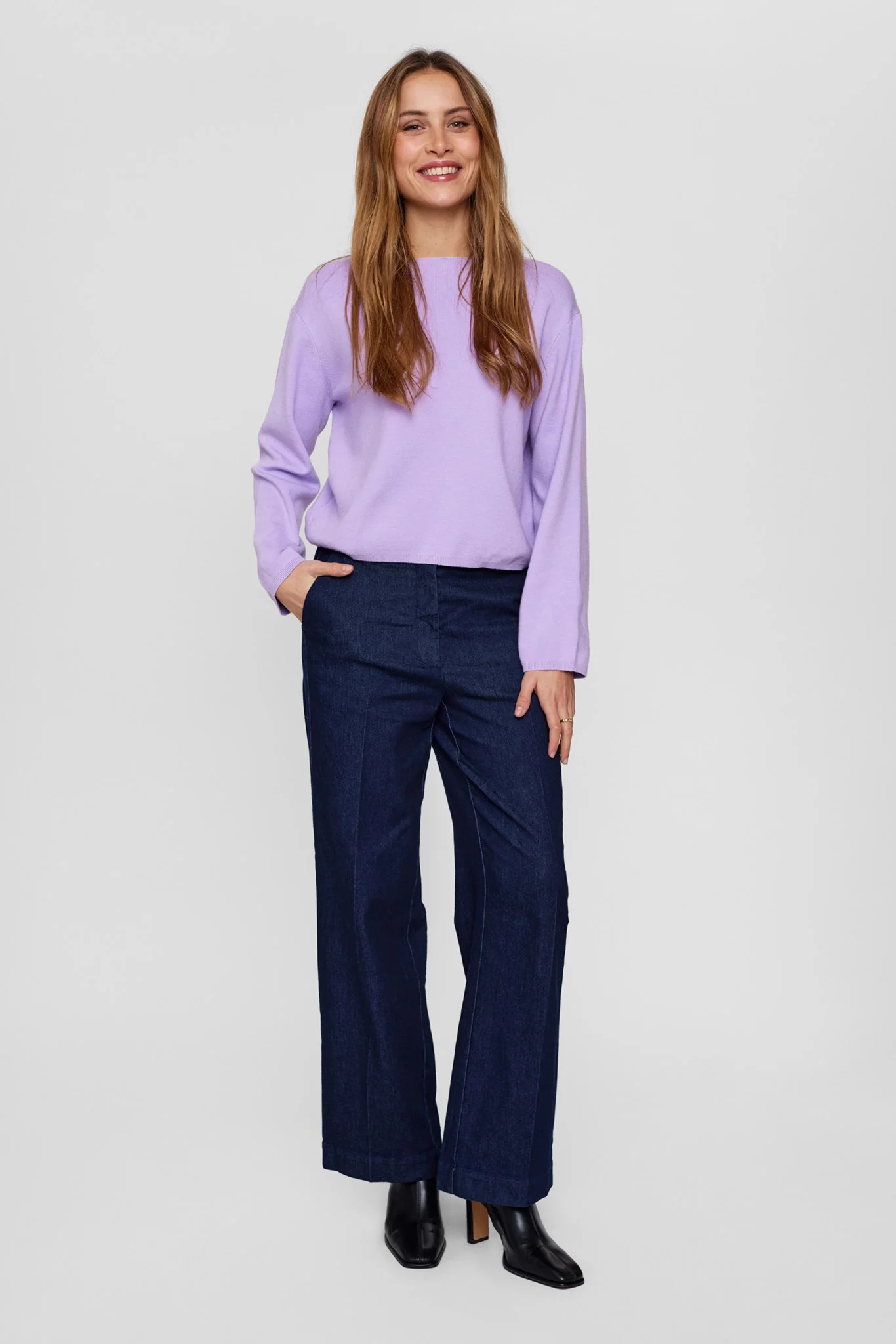 NUCARMA CROP PULLOVER   - Lilac Breeze - Image 3
