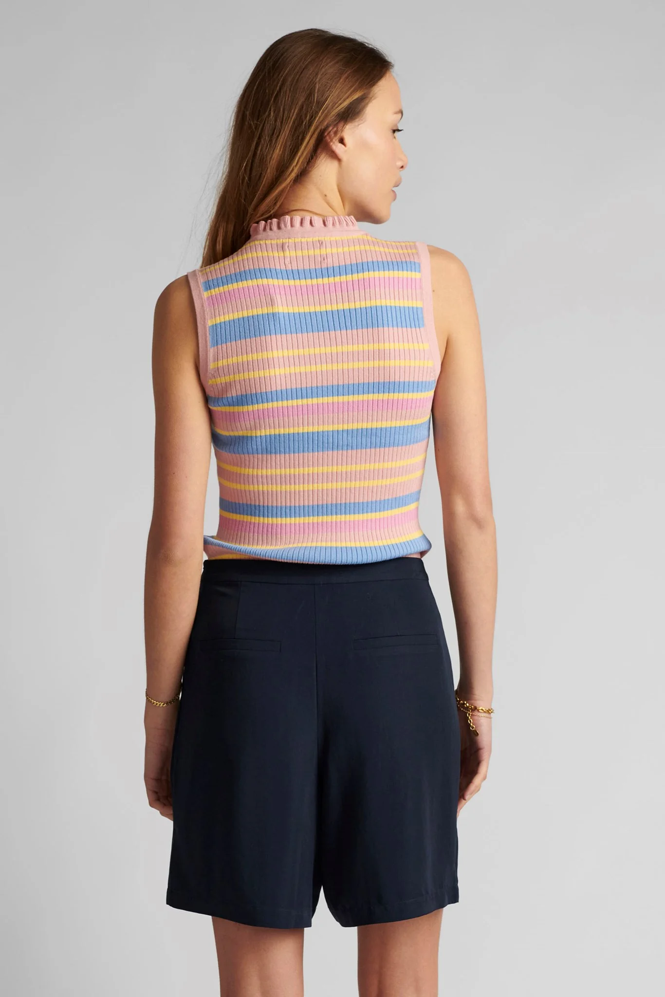 NUCARMEN VEST - Peach Skin - Image 2