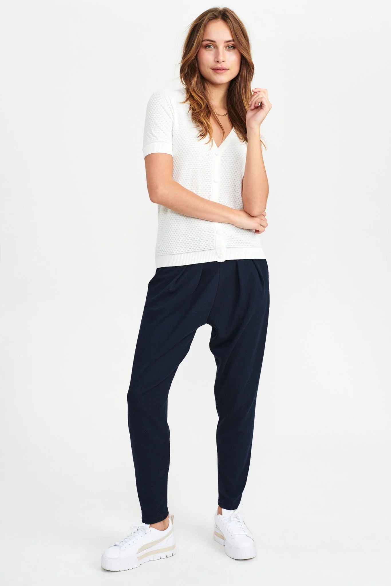 NUCASSIE V-NECK - NOOS - Cloud Dancer - Image 3
