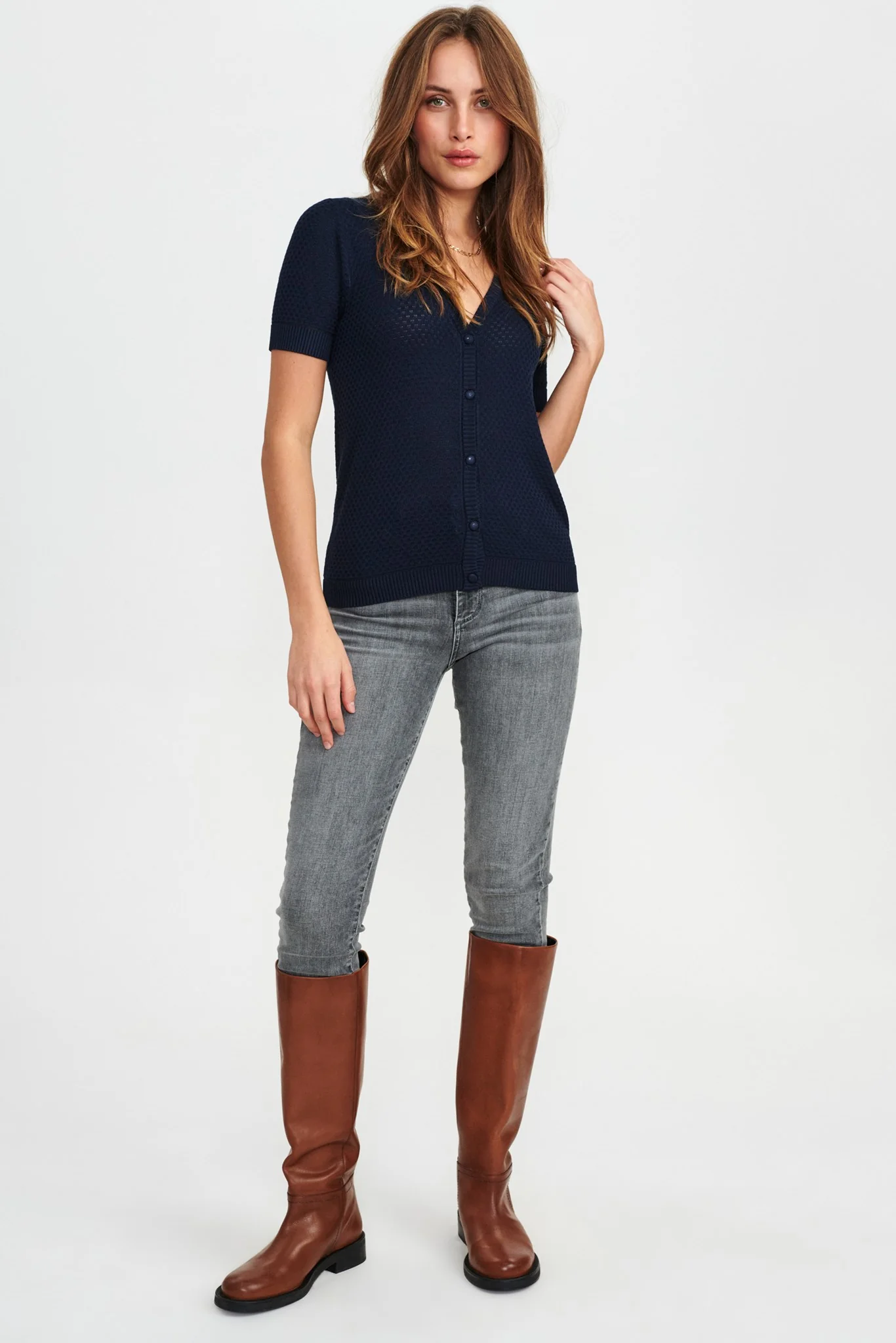 NUCASSIE V-NECK - NOOS - Dark Sapphire - Image 3