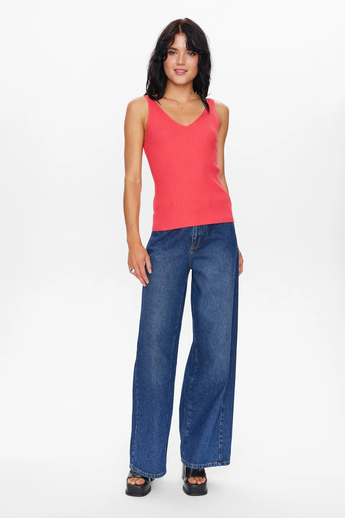NUCERYS KNIT TOP - Teaberry - Image 3