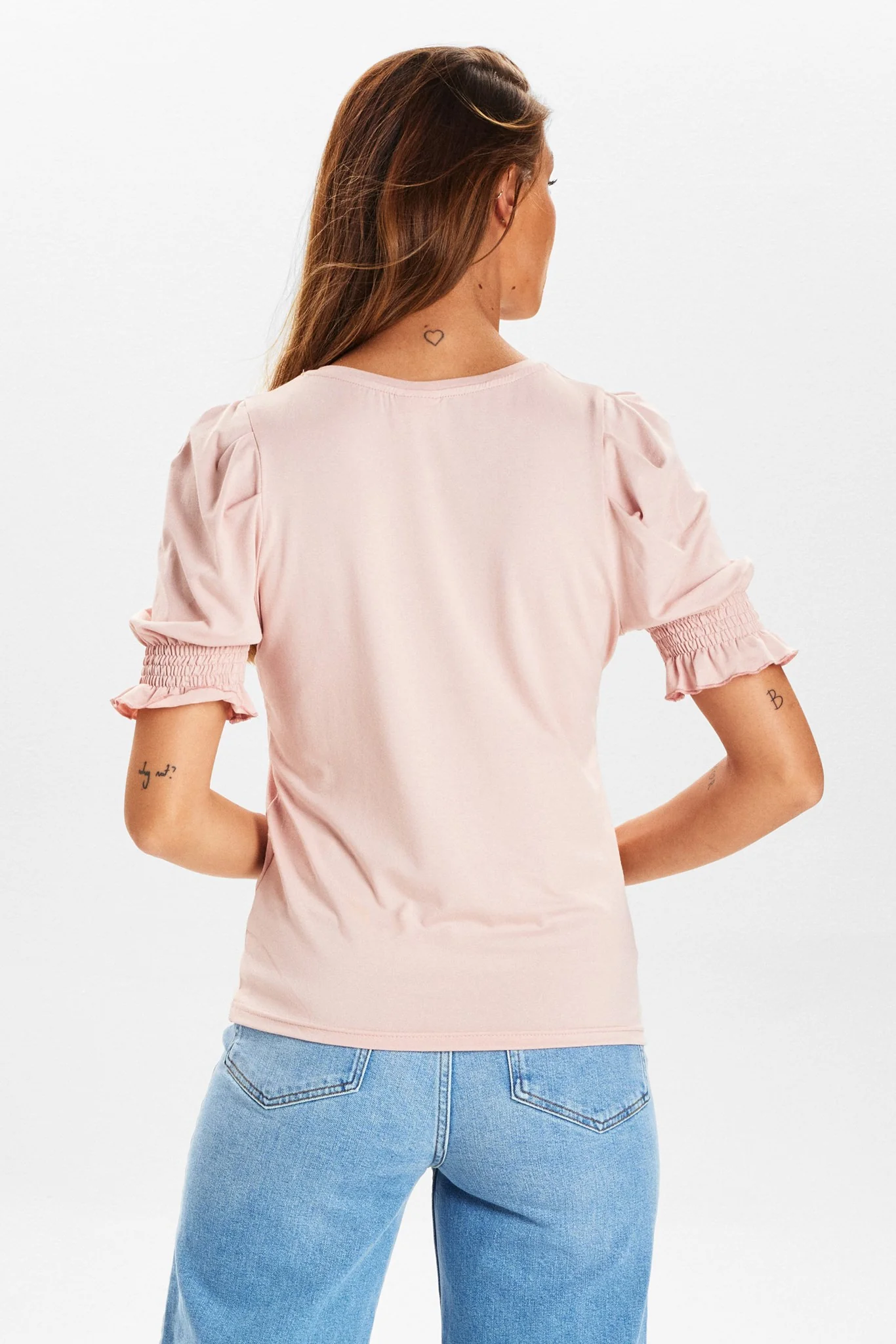NUCHANAH TEE - Spanish Villa - Image 2