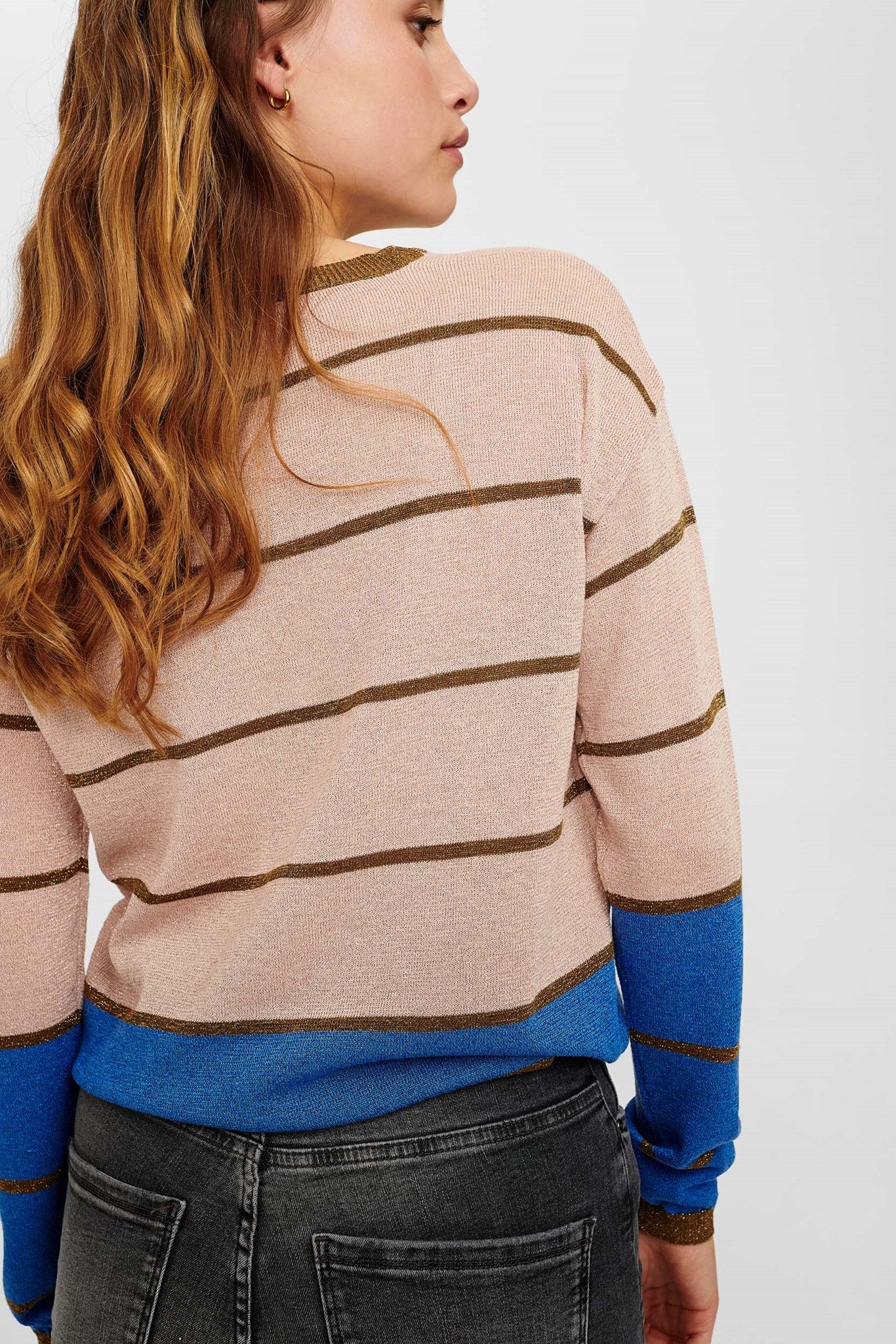 NUCHARISMA PULLOVER - Evening Sand - Image 5