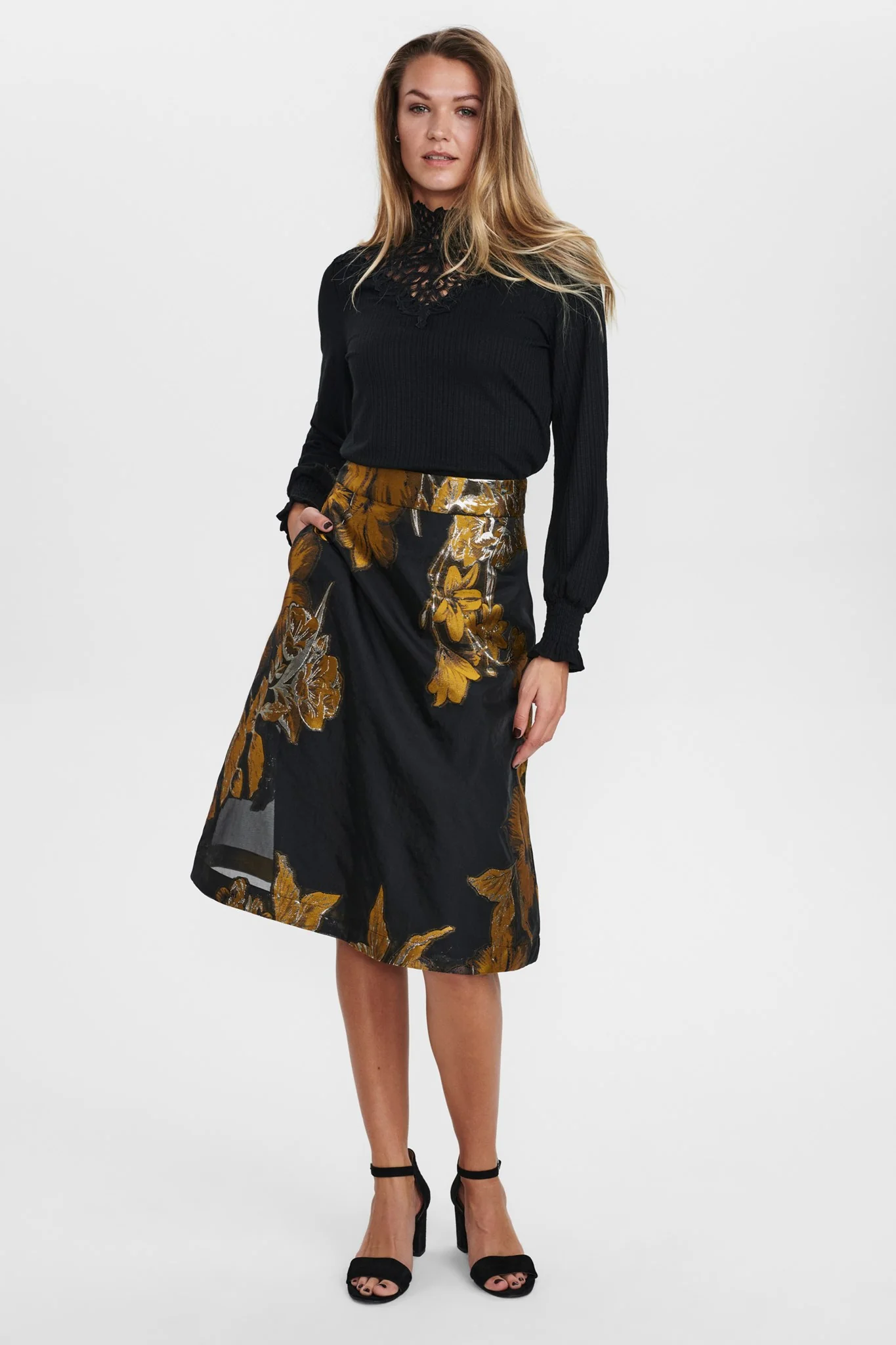 NUCHARNA SKIRT - Plantation