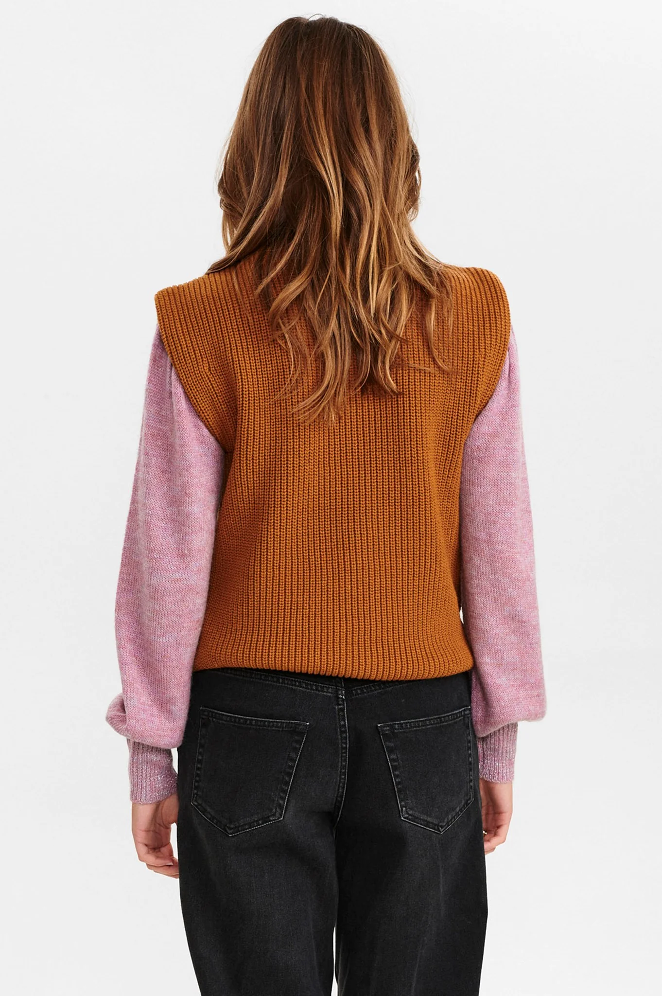 NUCHAYA VEST - Cathay Spice - Image 2