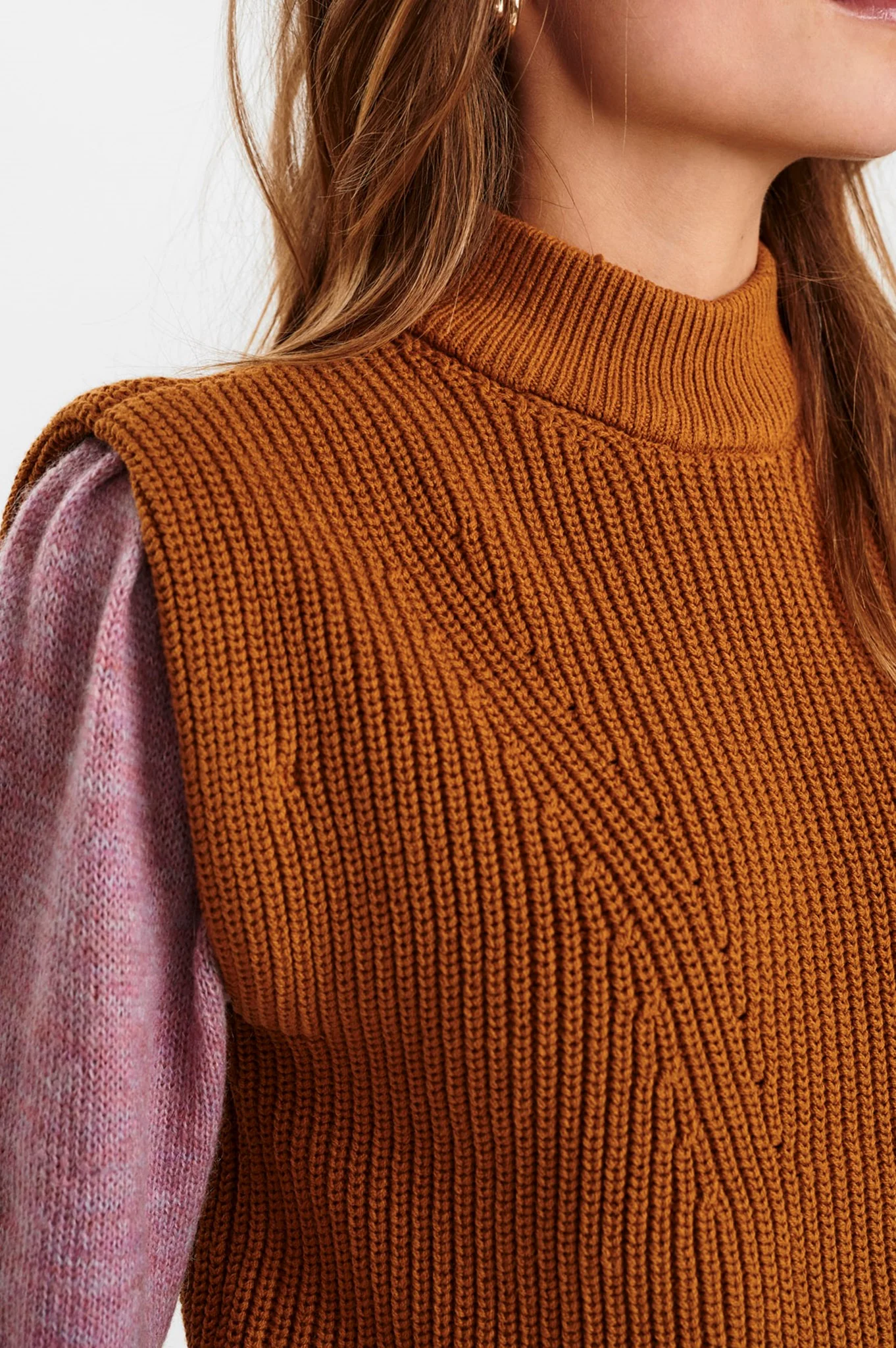 NUCHAYA VEST - Cathay Spice - Image 4