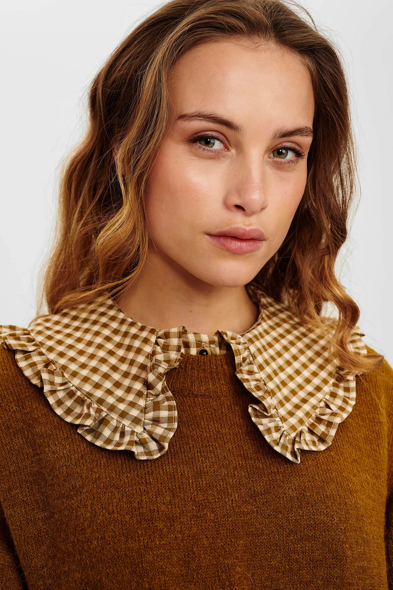 NUCHECKIE COLLAR - Breen