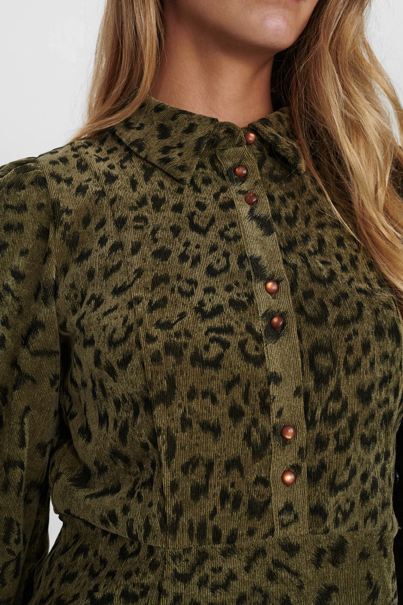 NUCHELSEA DRESS - Grape leaf - Image 4