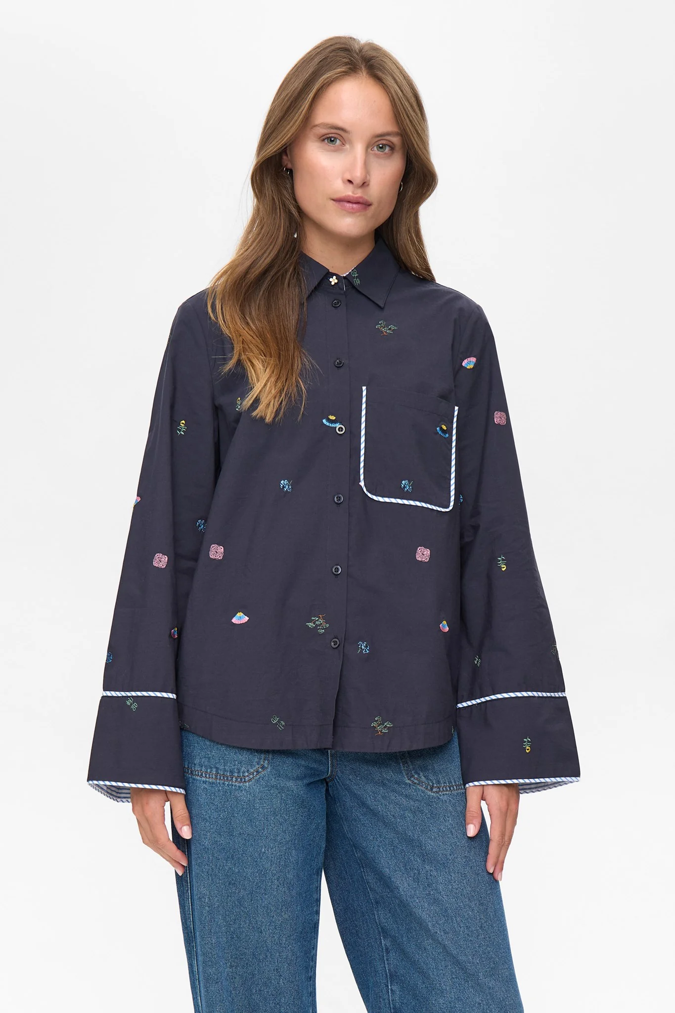 NUCHIRO BOXY SHIRT - Dark Sapphire