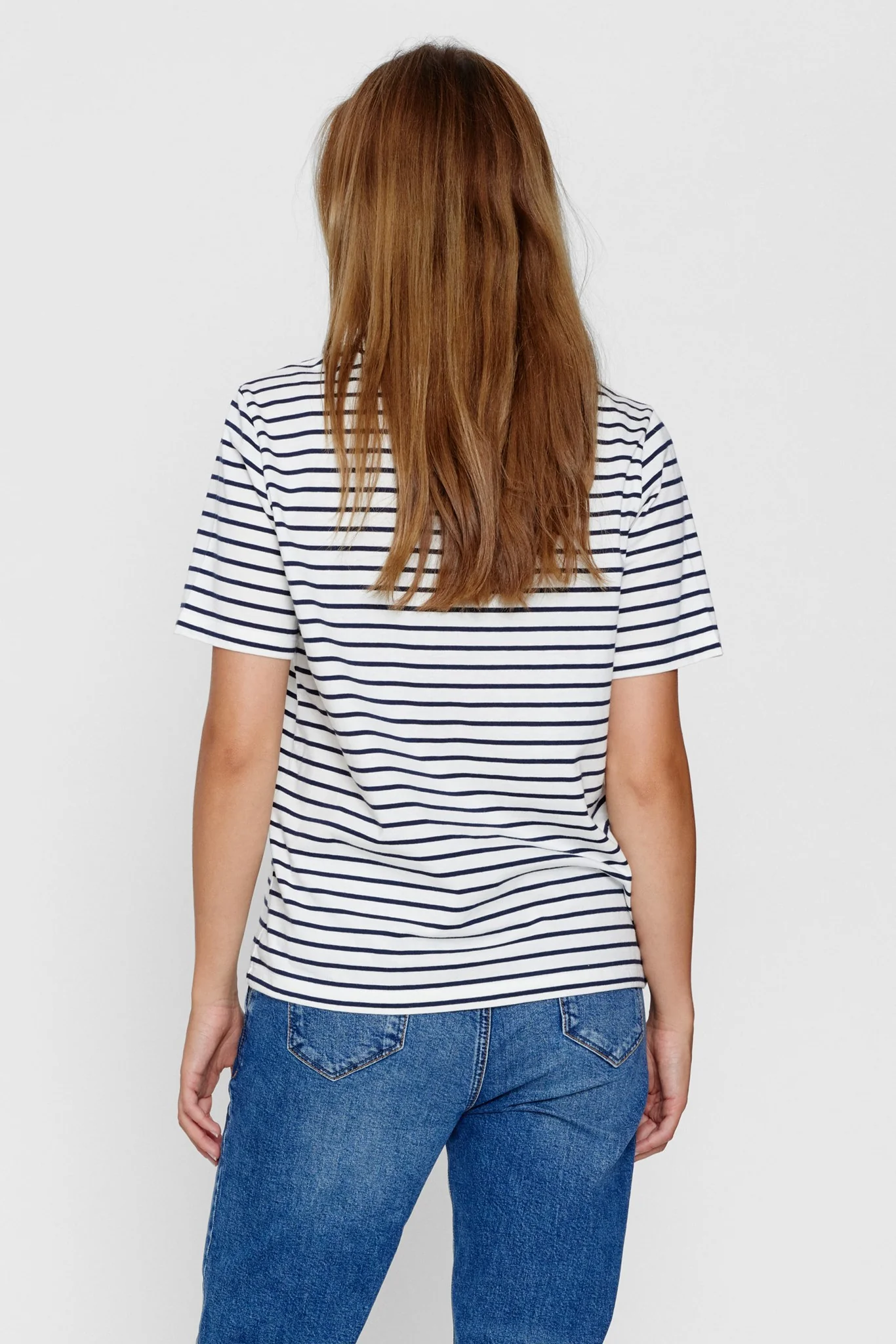 NUCILLAS TEE  - Dress Blues - Image 2