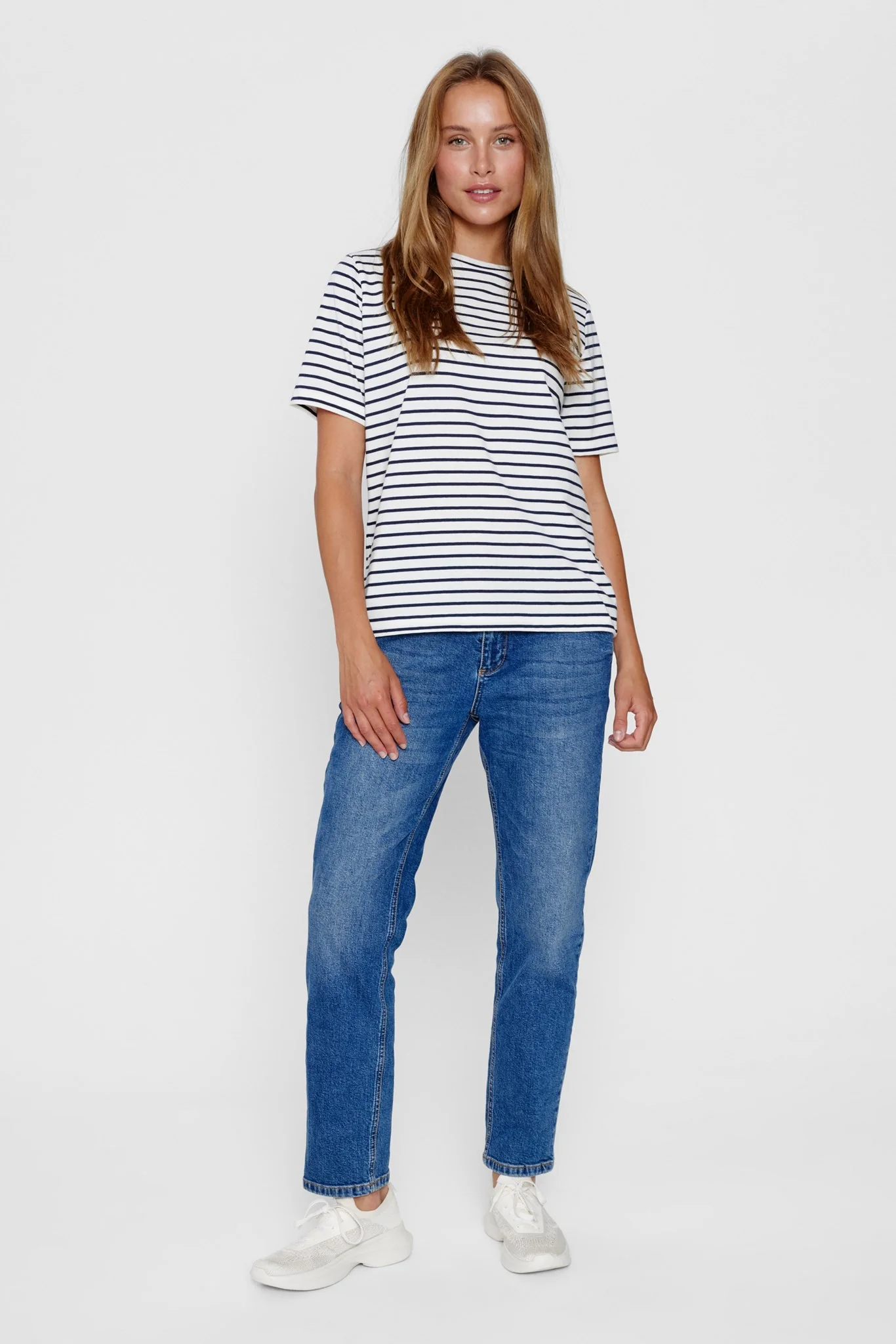 NUCILLAS TEE  - Dress Blues - Image 3