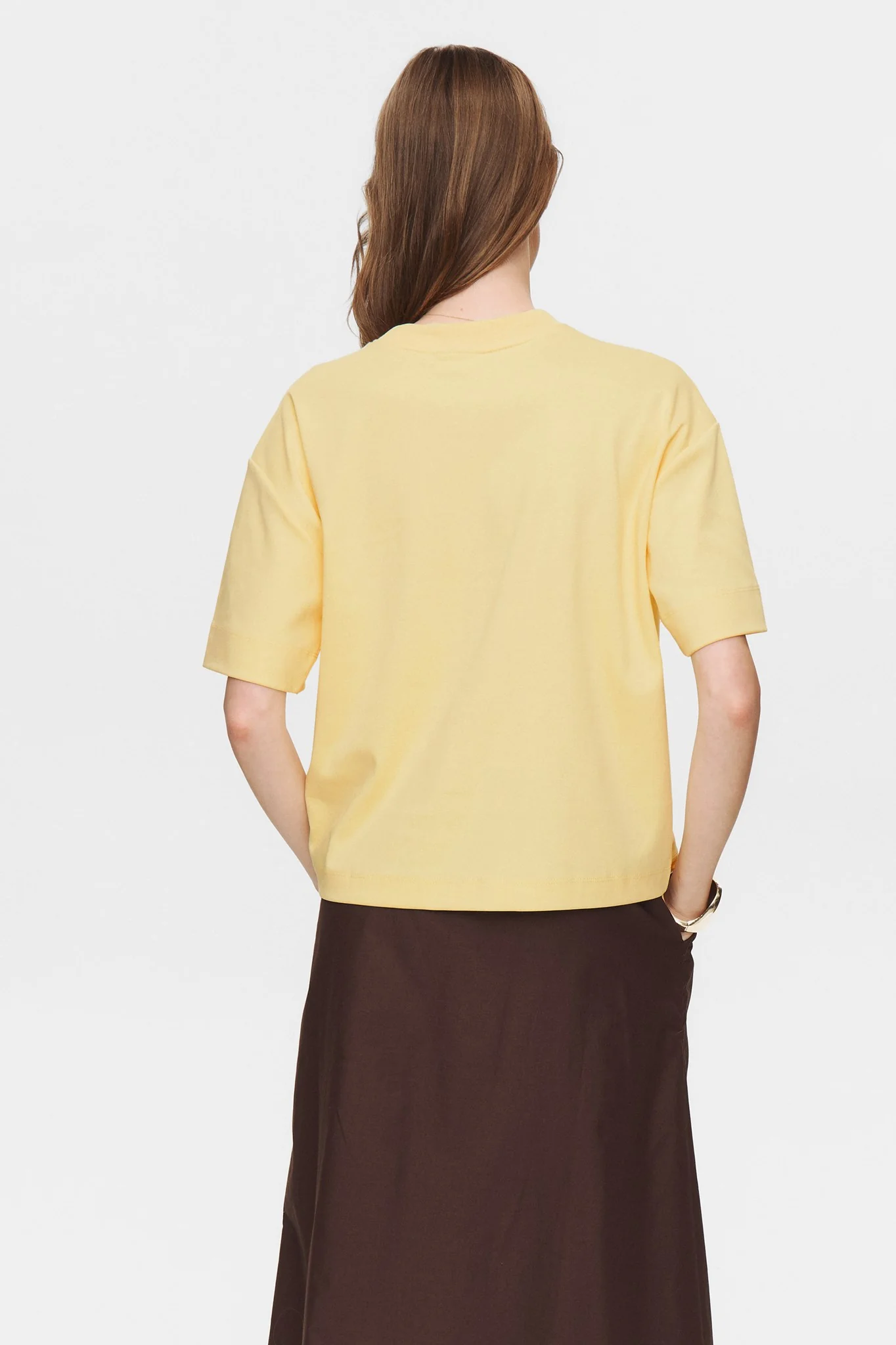 NUCIRRA T-SHIRT - Golden Haze - Image 2