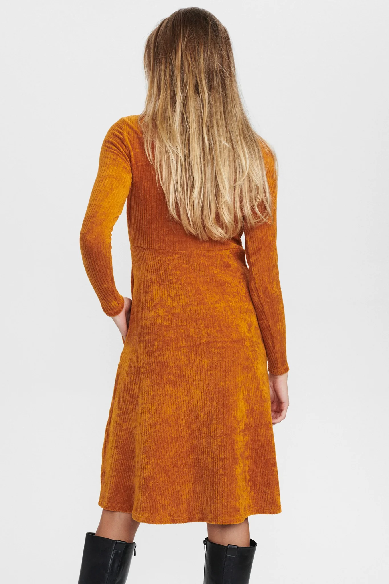 NUCORAZON DRESS - BF - Cathay Spice - Image 2
