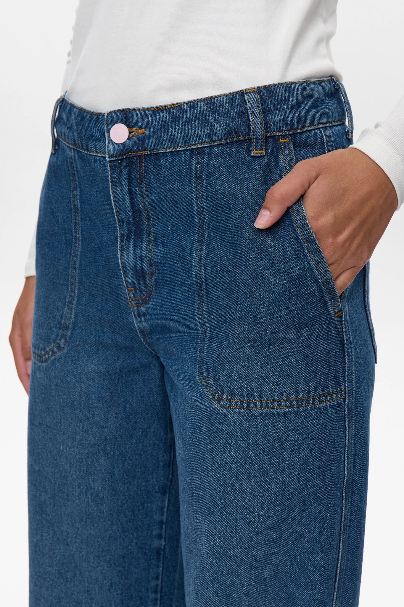 NUCUBA GIGI JEANS - Classic Blue Denim - Image 4