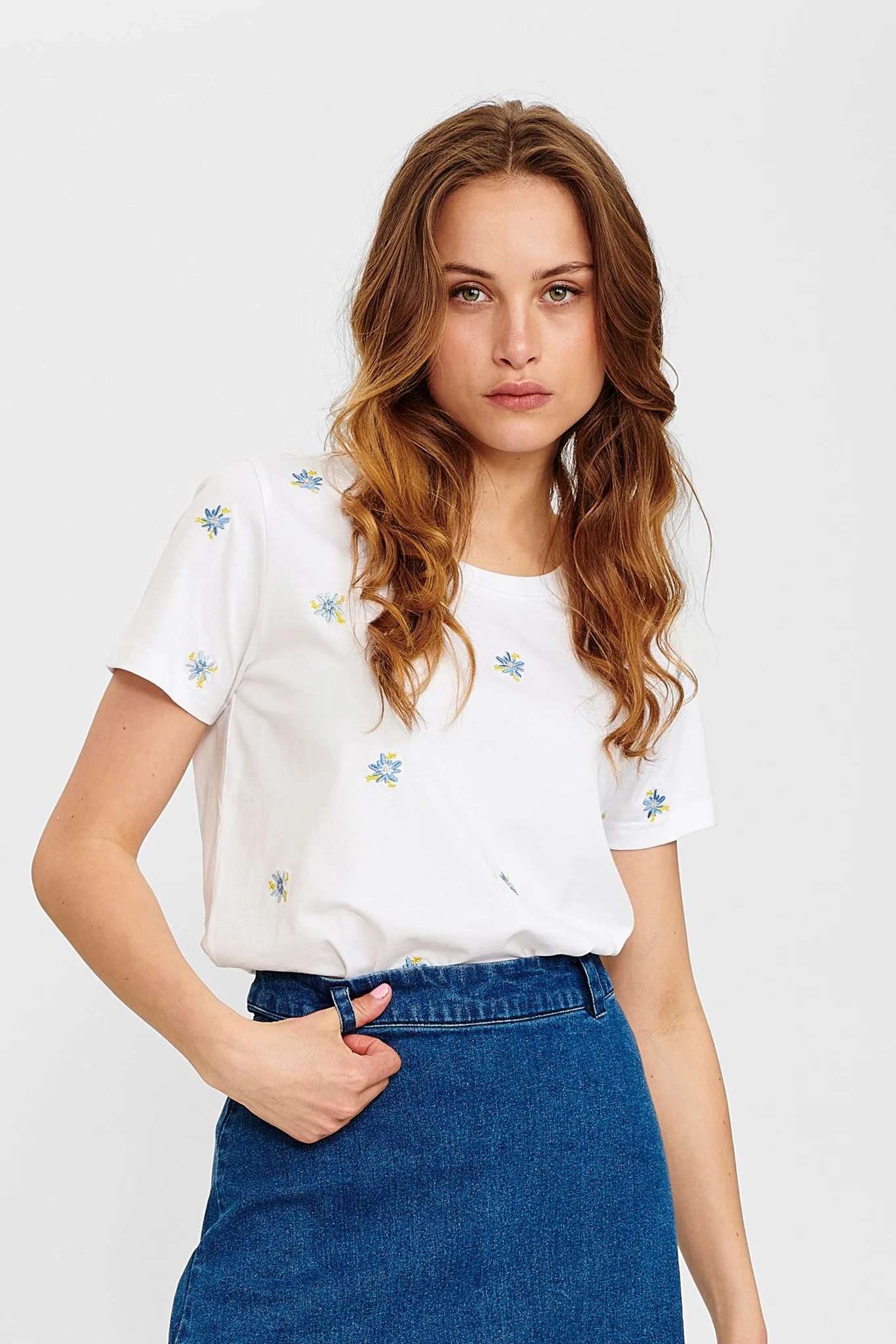 NUCYLIA TEE - Bright White