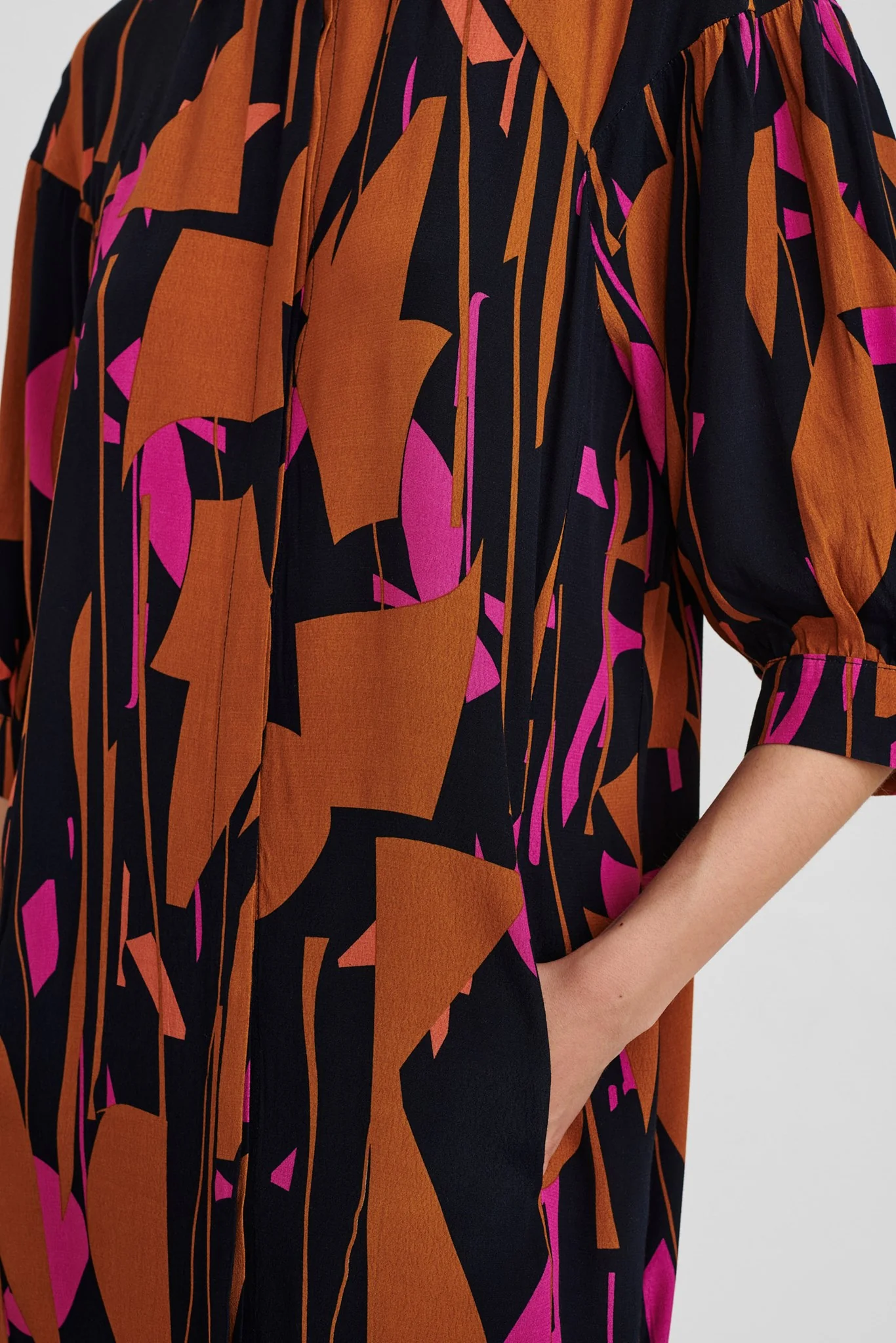NUCYNARA DRESS - Dark Sapphire - Image 4