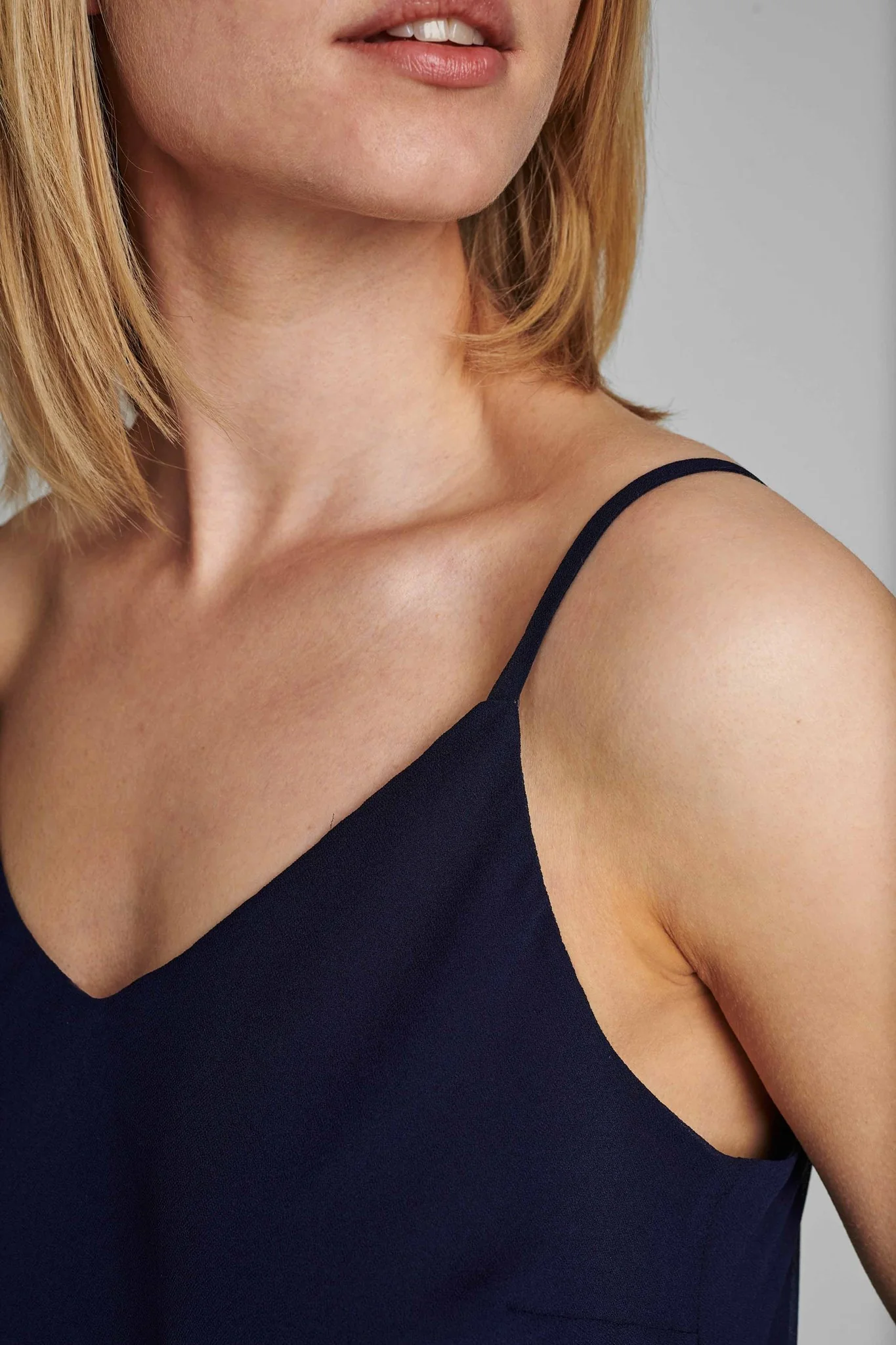 NUDAISIE TOP - NOOS - Dark Sapphire - Image 4
