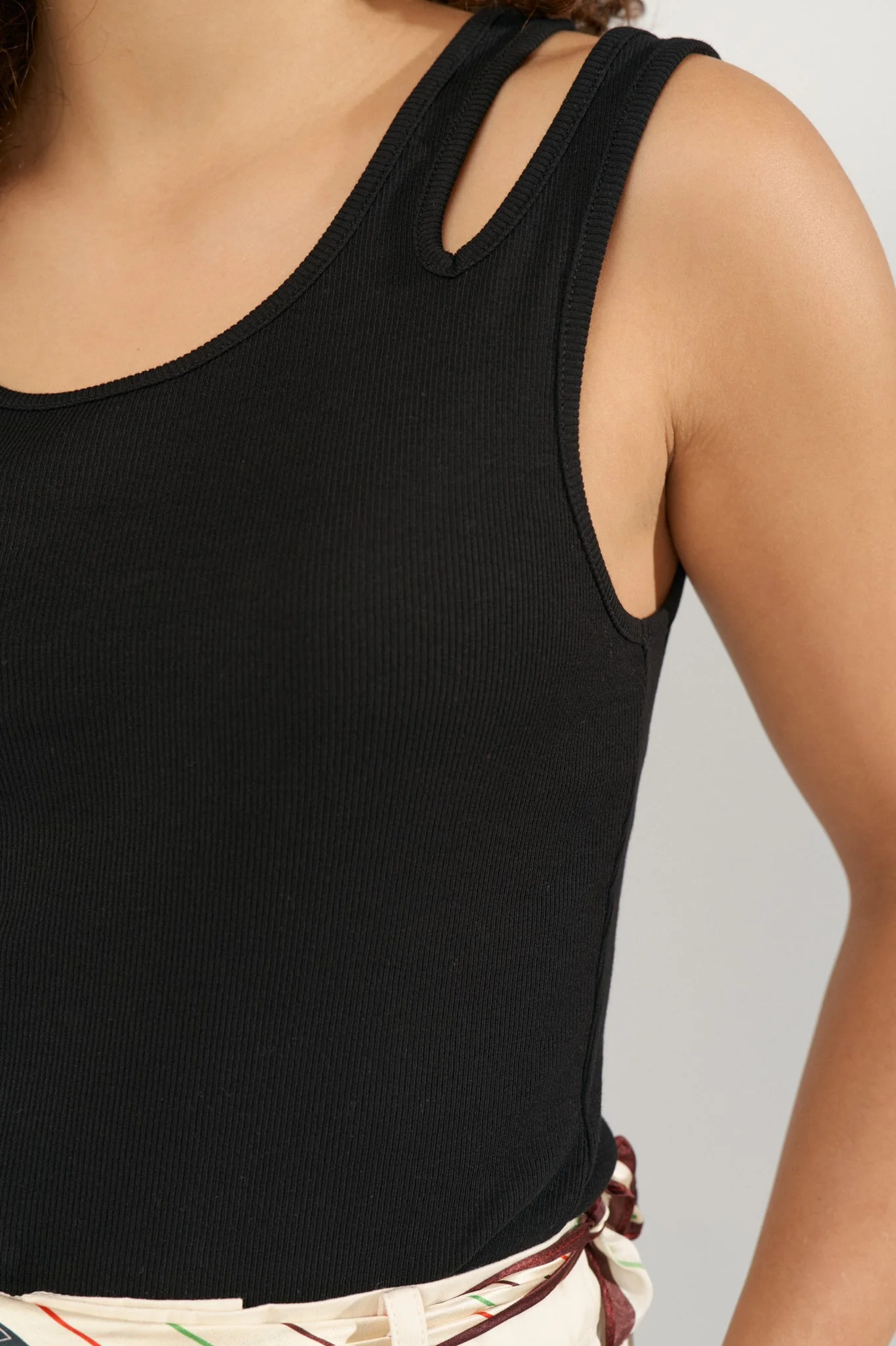 NUDAPHNY TOP - Caviar - Image 5