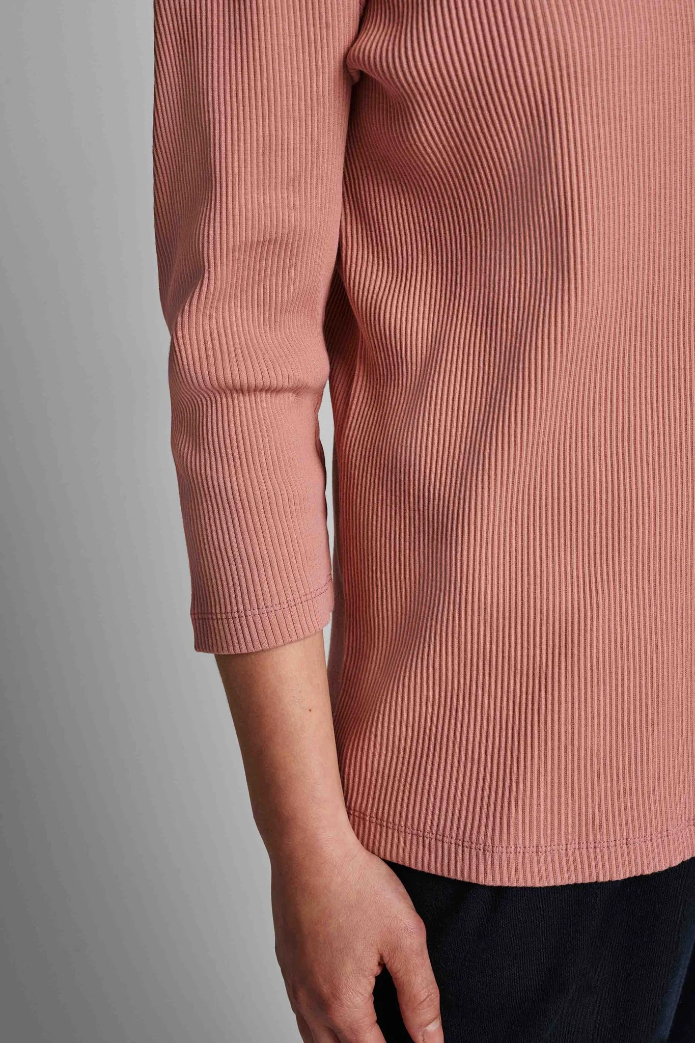 NUDARI T-SHIRT - NOOS - Ash Rose - Image 4