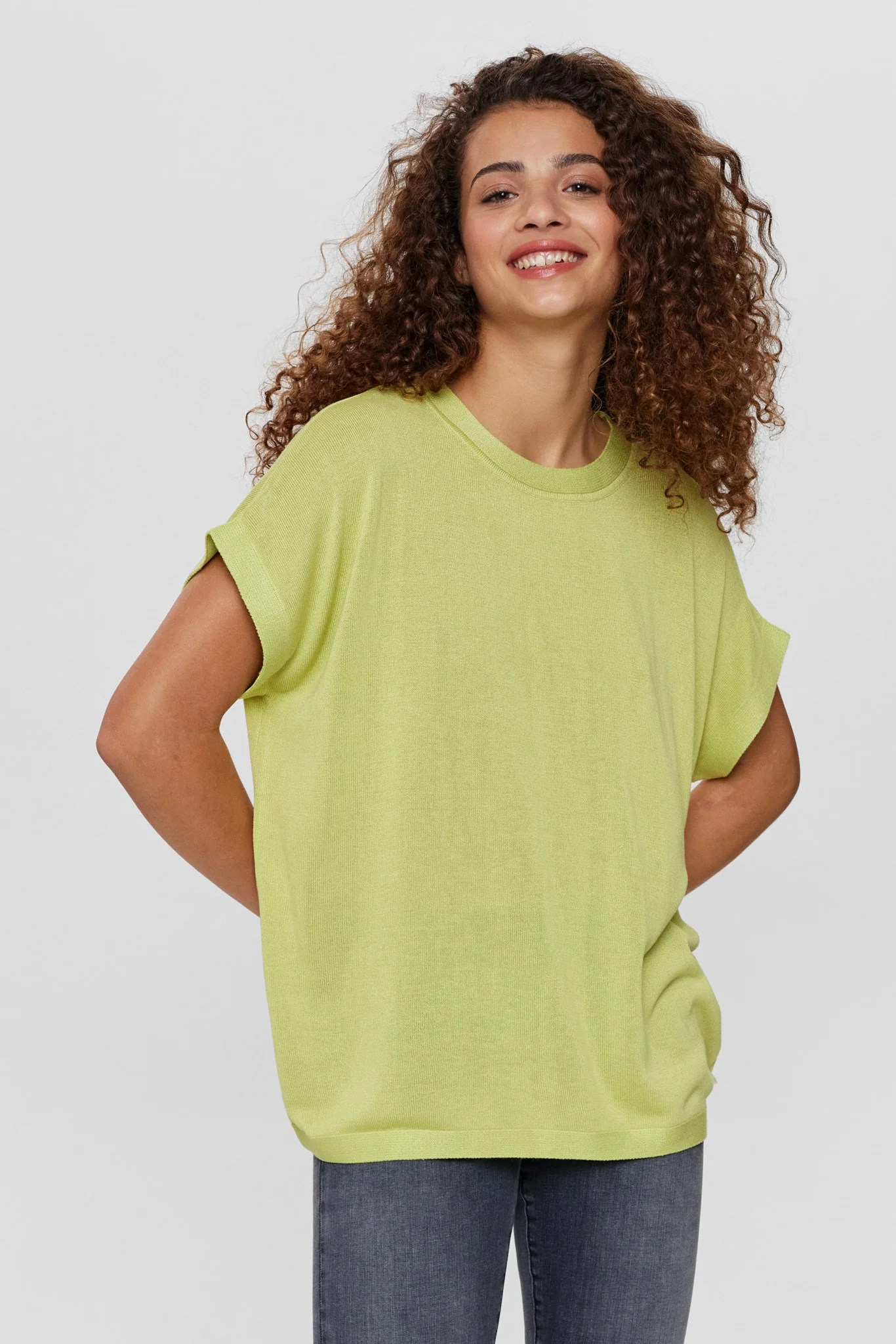 NUDARLENE PULLOVER - Celery Green