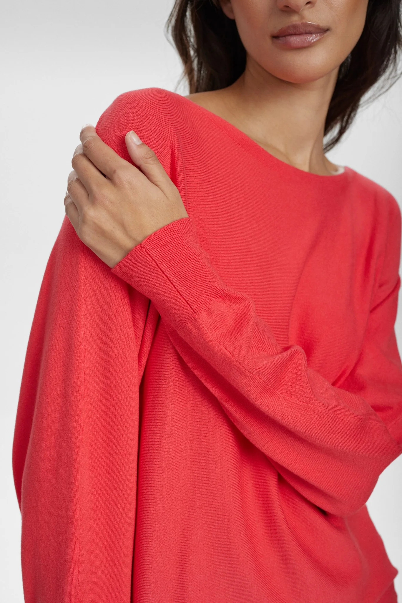 NUDAYA PULLOVER - Geranium - Image 4