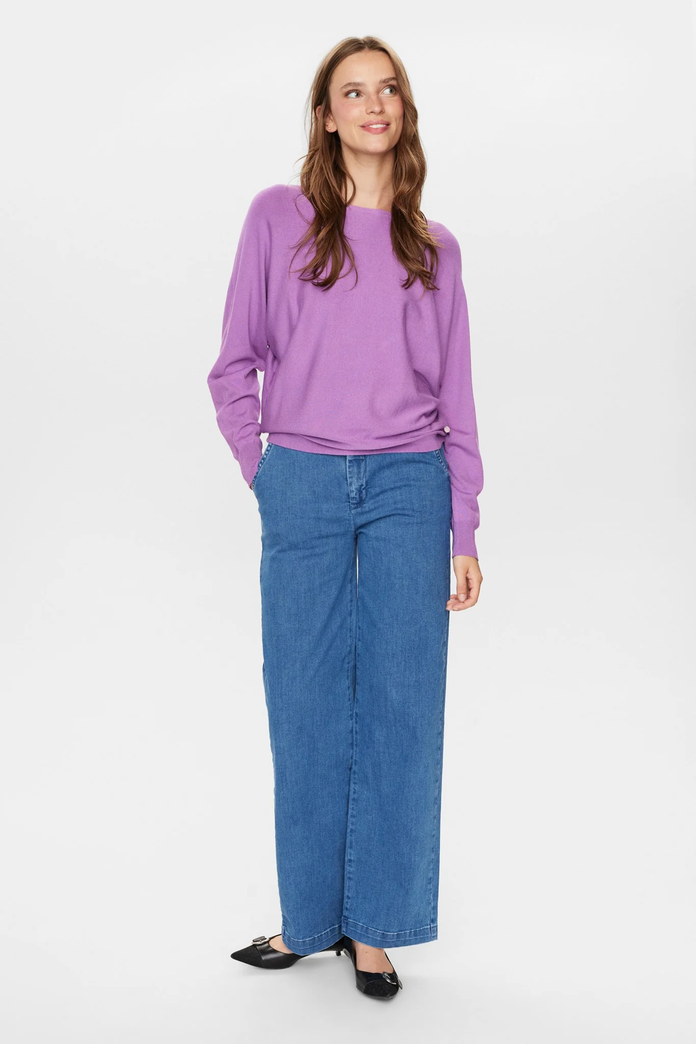 NUDAYA PULLOVER  - Lavender Crystal - Image 3