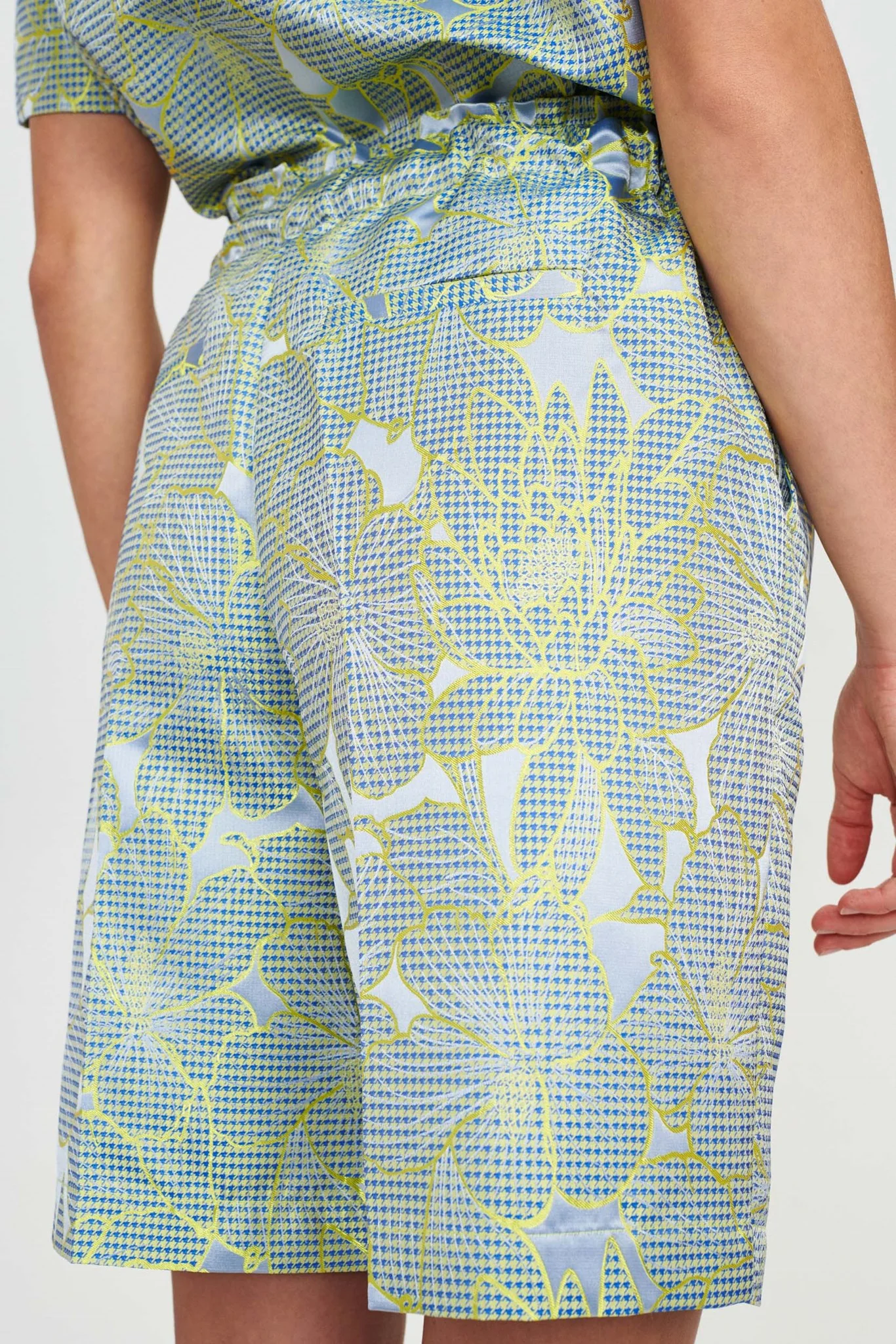NUDAYA SHORTS - Pristine - Image 5
