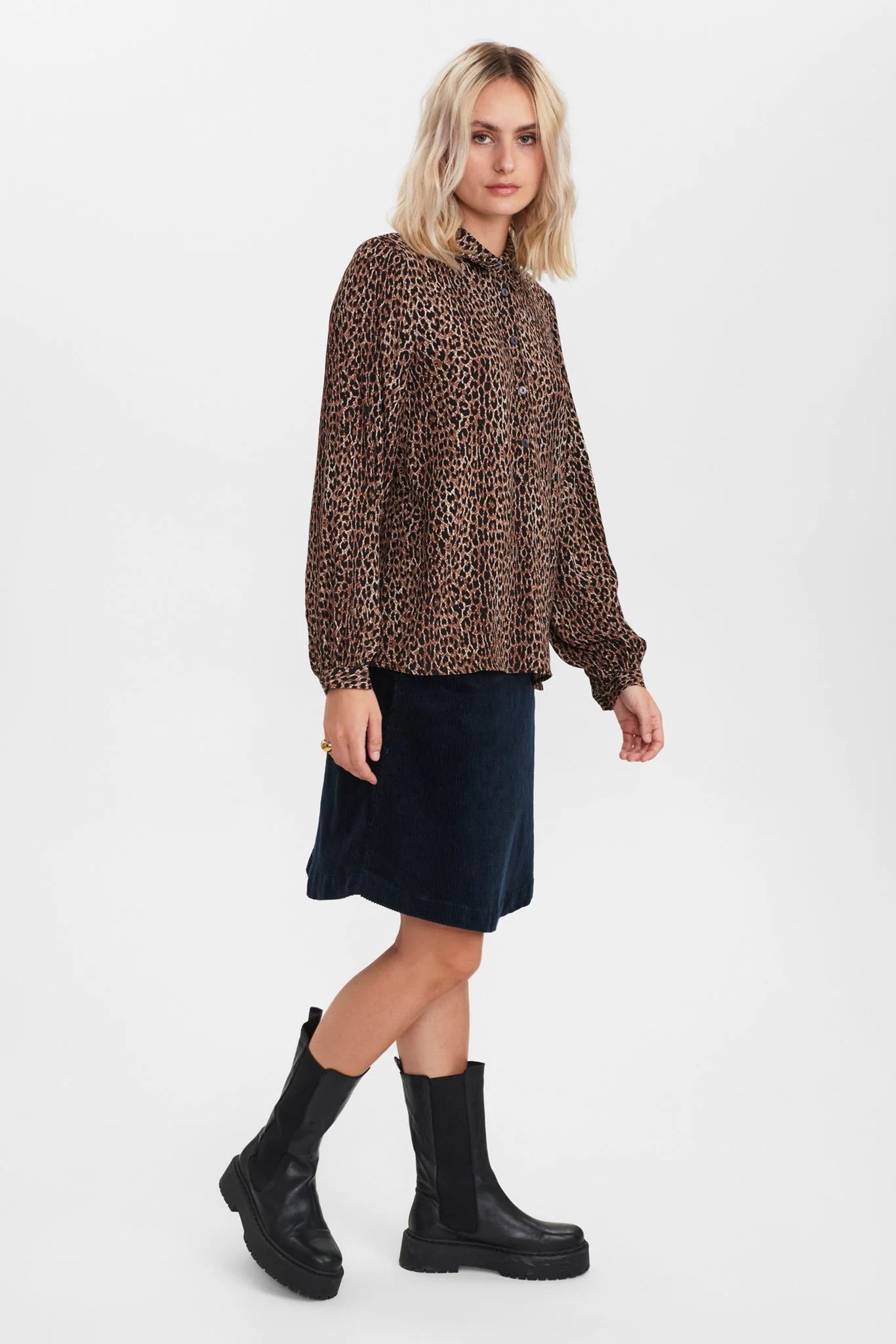 NUDELSIA LEO PRINT SHIRT NOOS - Caviar - Image 3