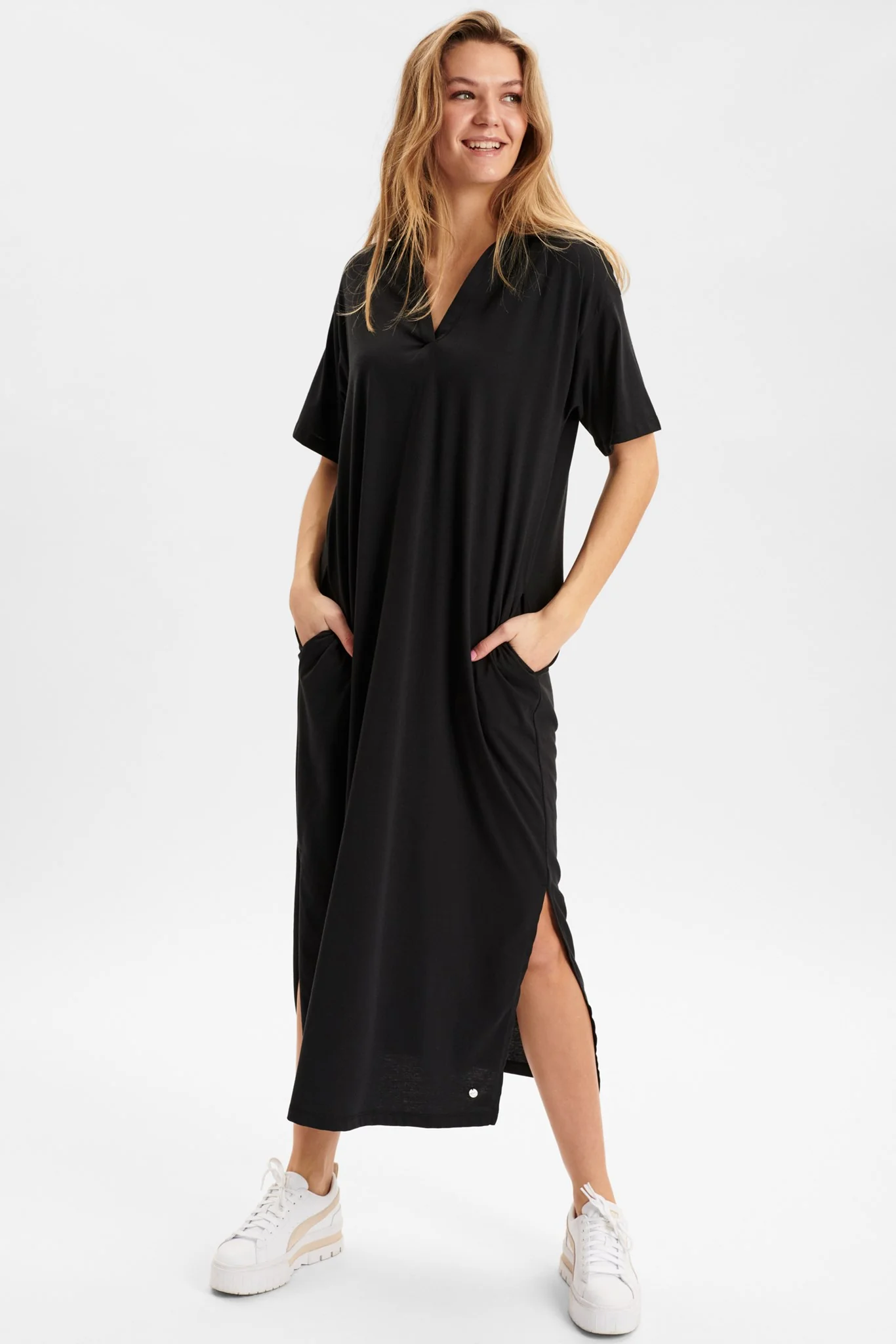 NUDHARA DRESS - Caviar - Image 3