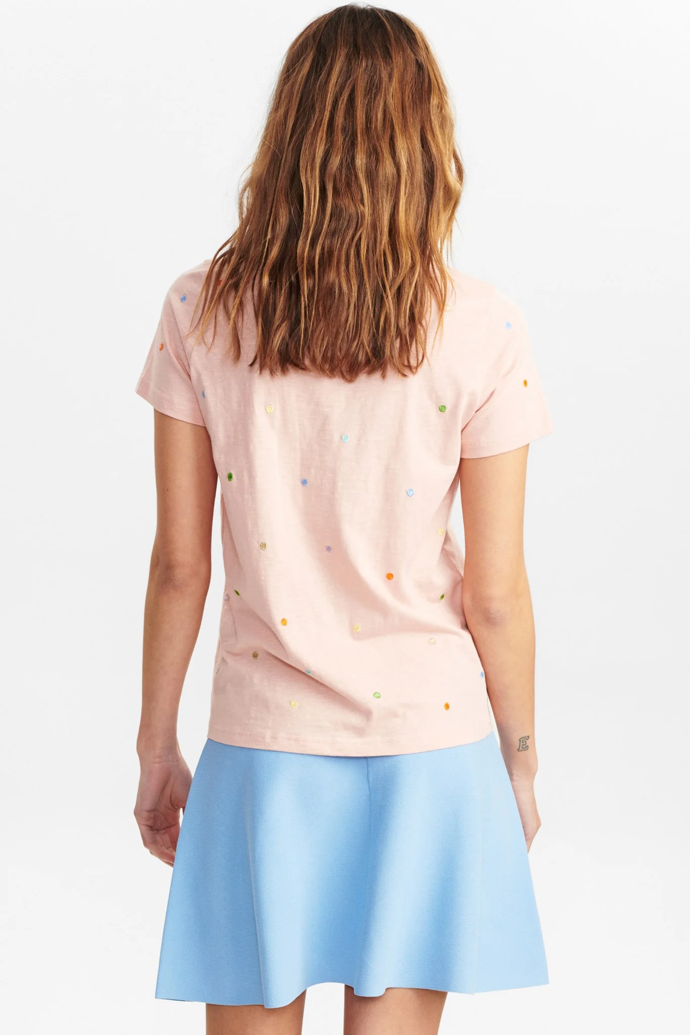 NUDREA TEE - Evening Sand - Image 2