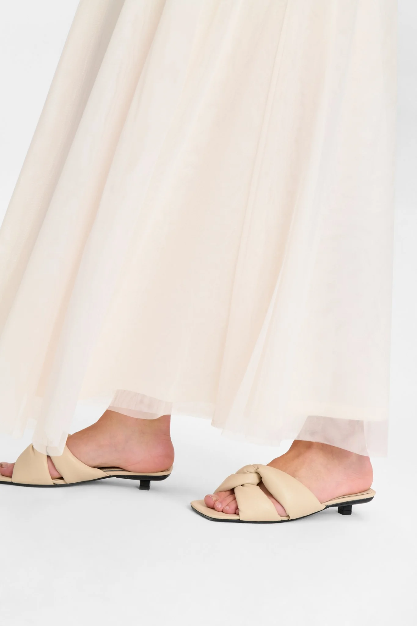 NUEA MAXI SKIRT  - Birch - Image 4