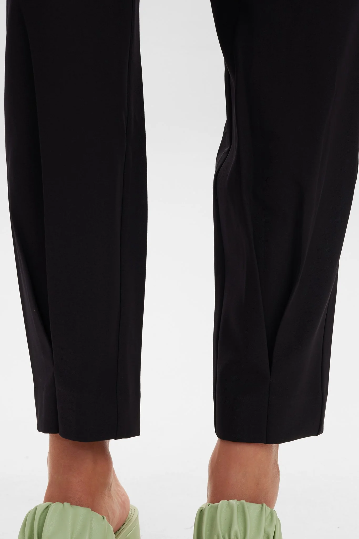 NUEAZELINA PANT - Caviar - Image 5
