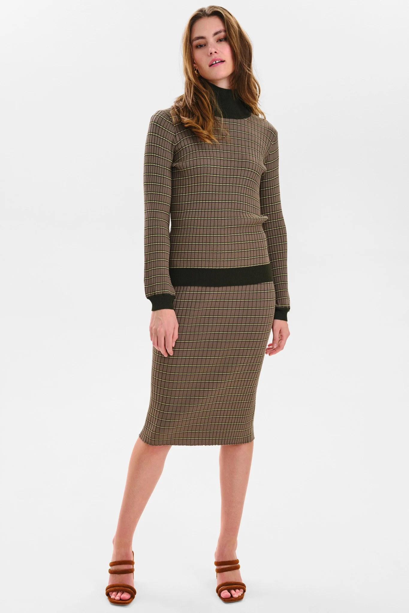 NUEDIE PULLOVER - Deep Lichen Green - Image 3
