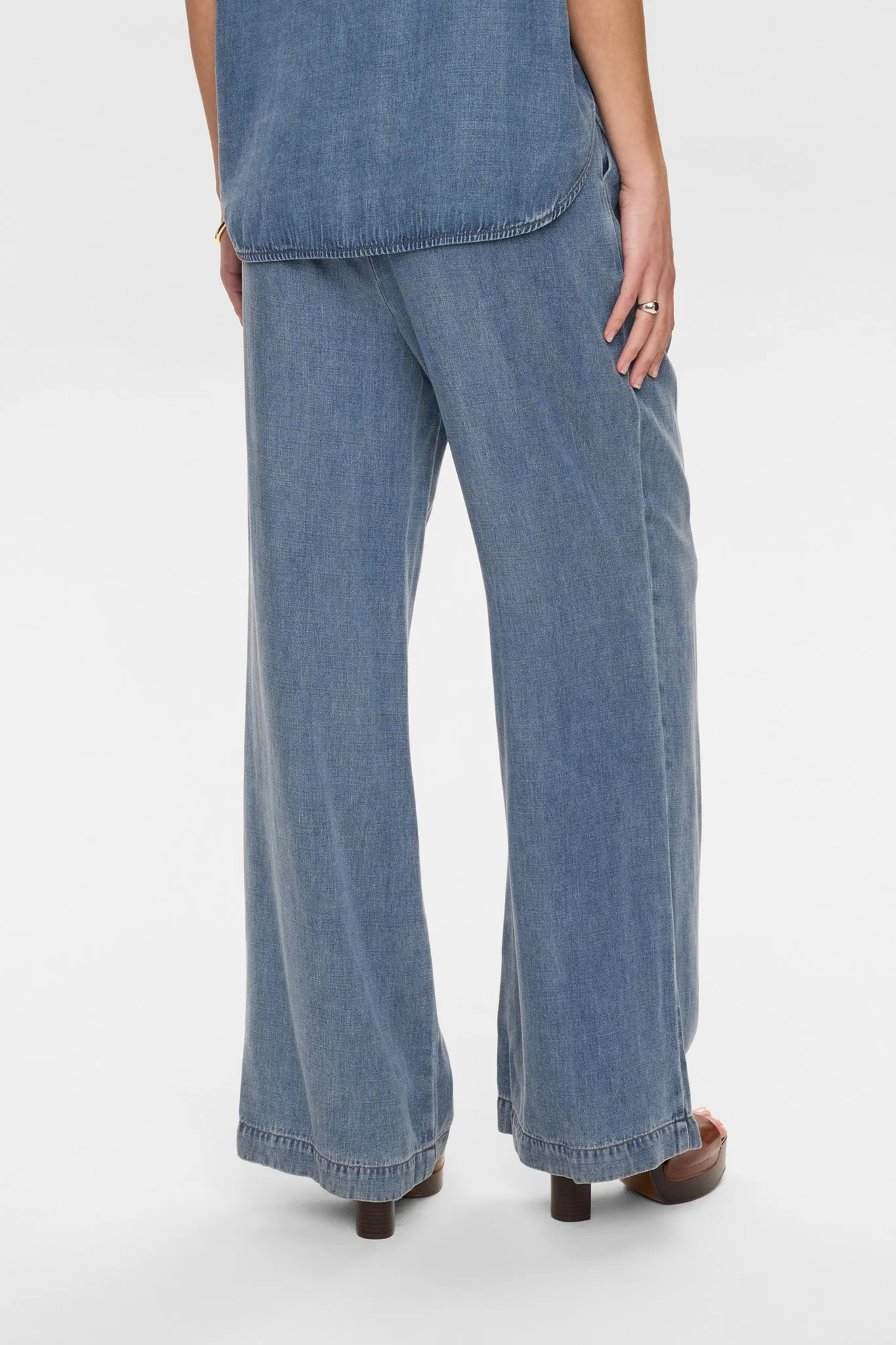 NUELIDA PANTS - Snow Washed Denim - Image 3