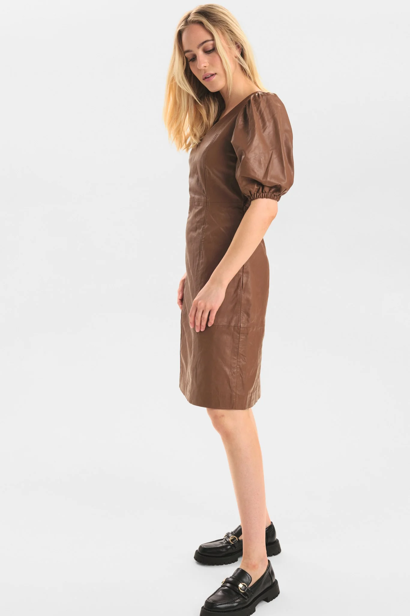 NUELISKA DRESS - Caramel Cafe - Image 3