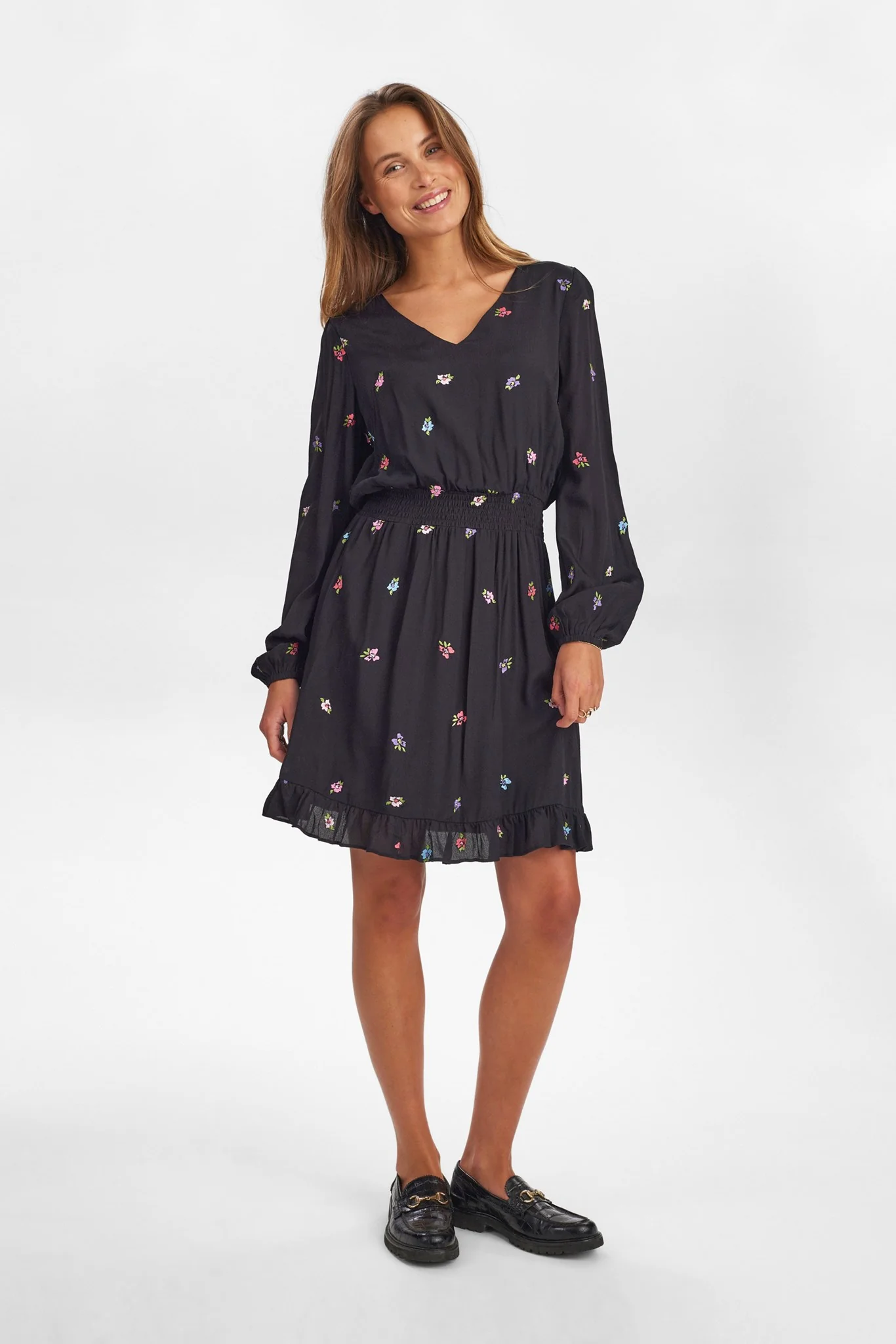 NUERIKA DRESS - Caviar - Image 3