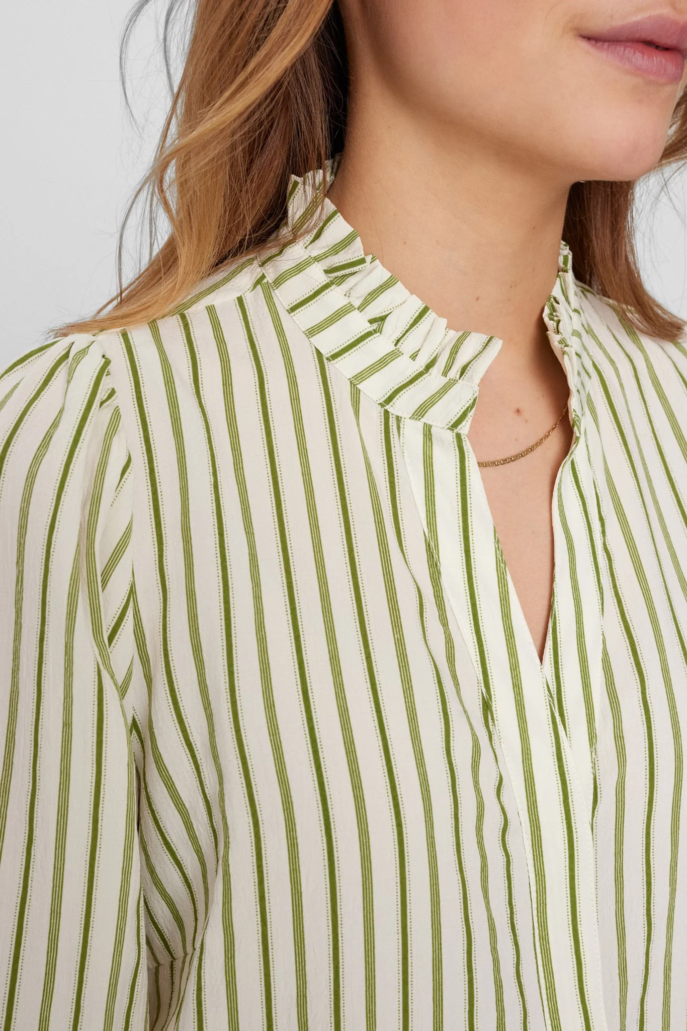 NUEVAS SHIRT - Classic Green - Image 4