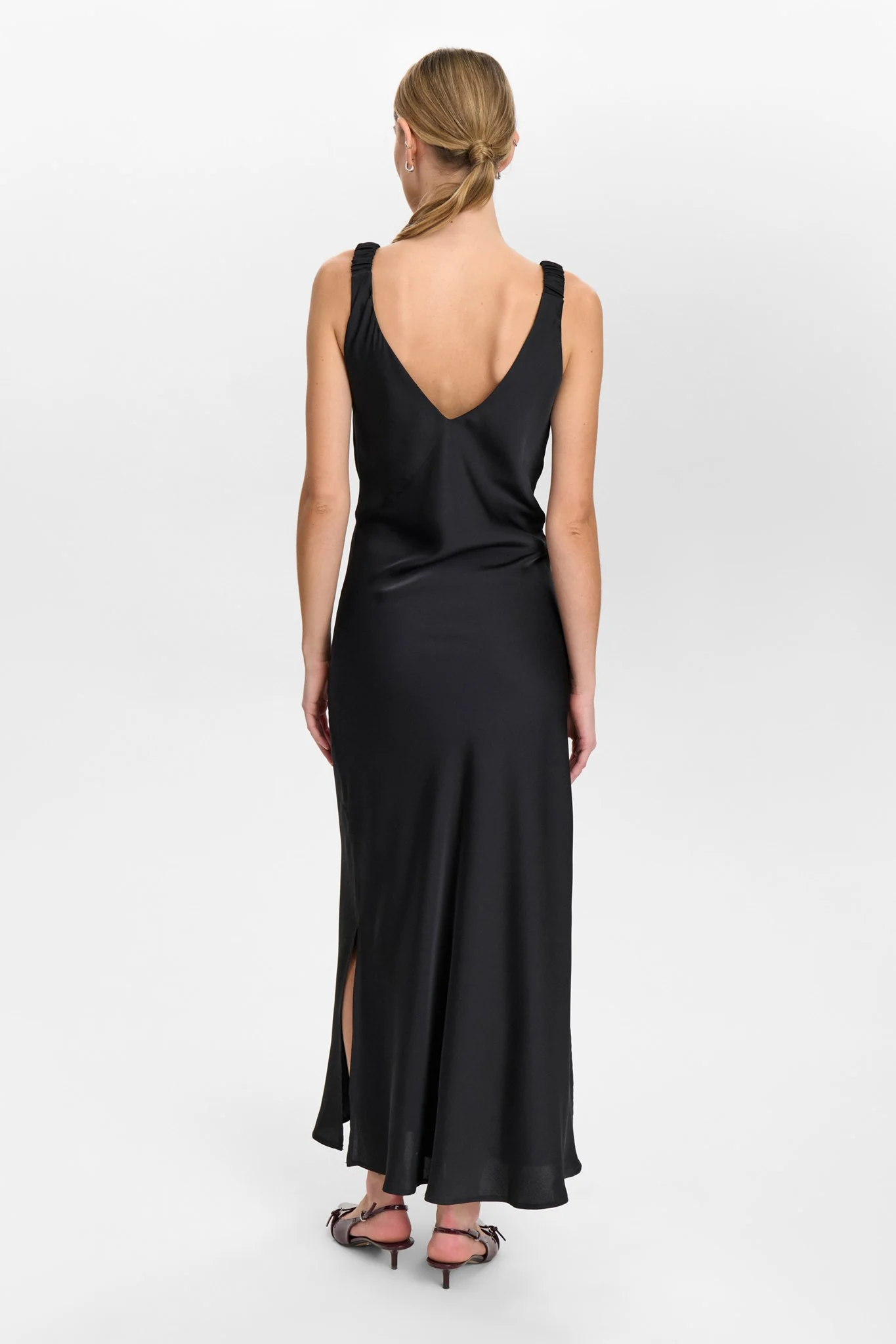 NUEVERY DRESS - Caviar - Image 2