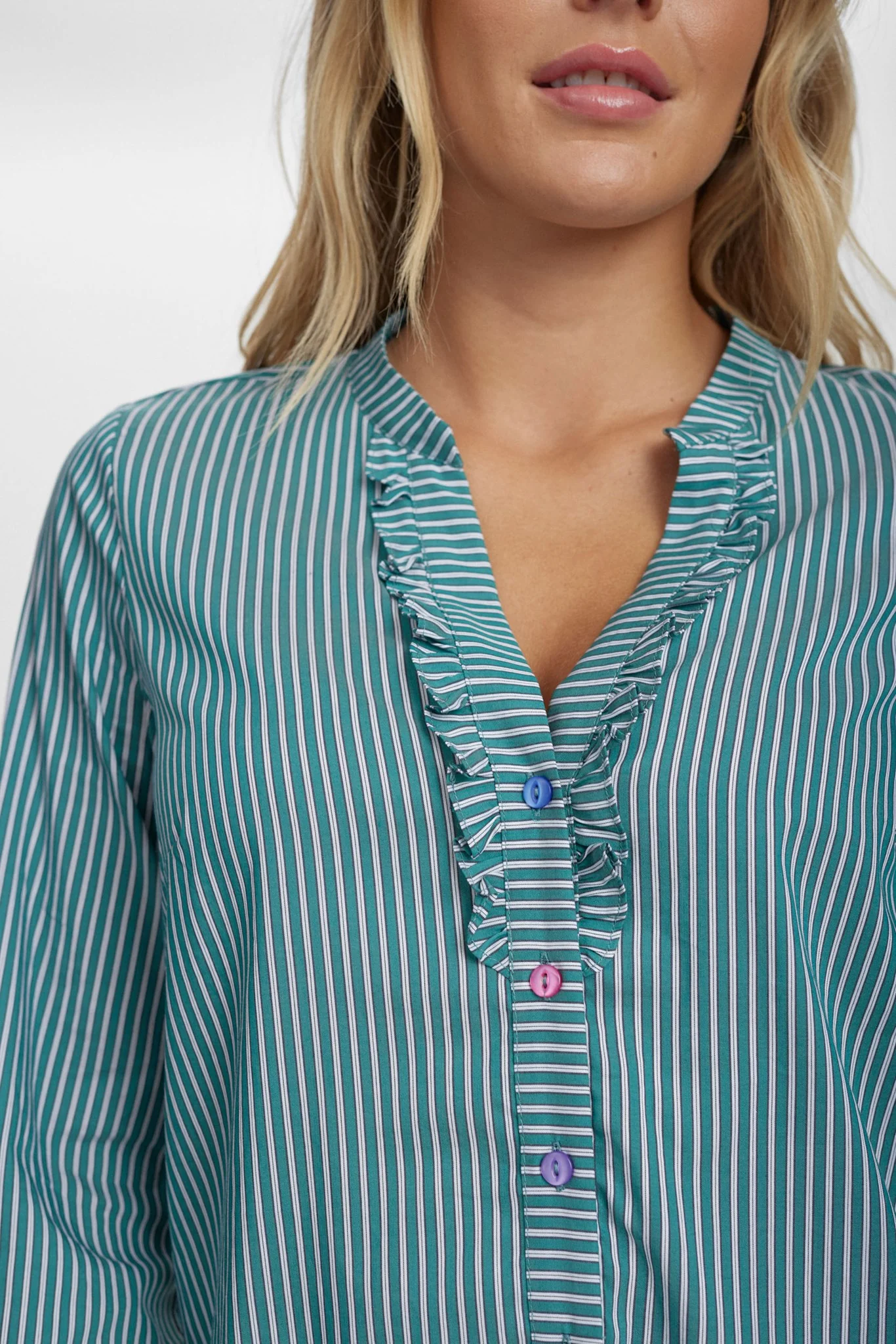 NUFARRAH SHIRT - Cadmium Green - Image 4