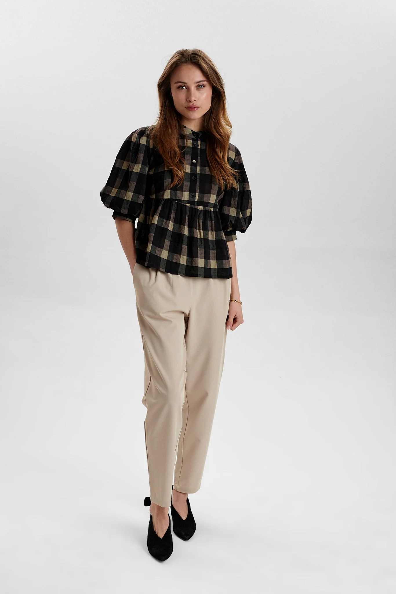 NUFIONA BLOUSE - Caviar - Image 3