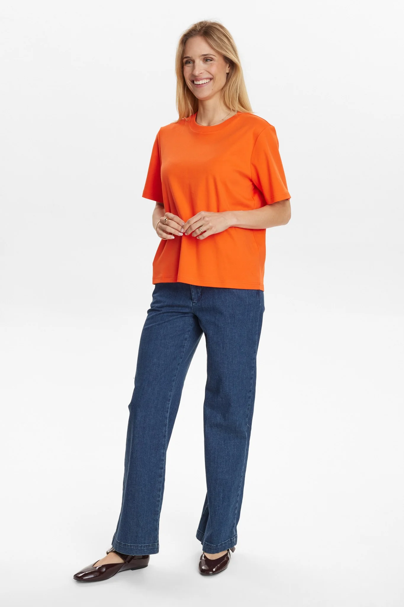NUFIRA T-SHIRT - Cherry Tomato - Image 3