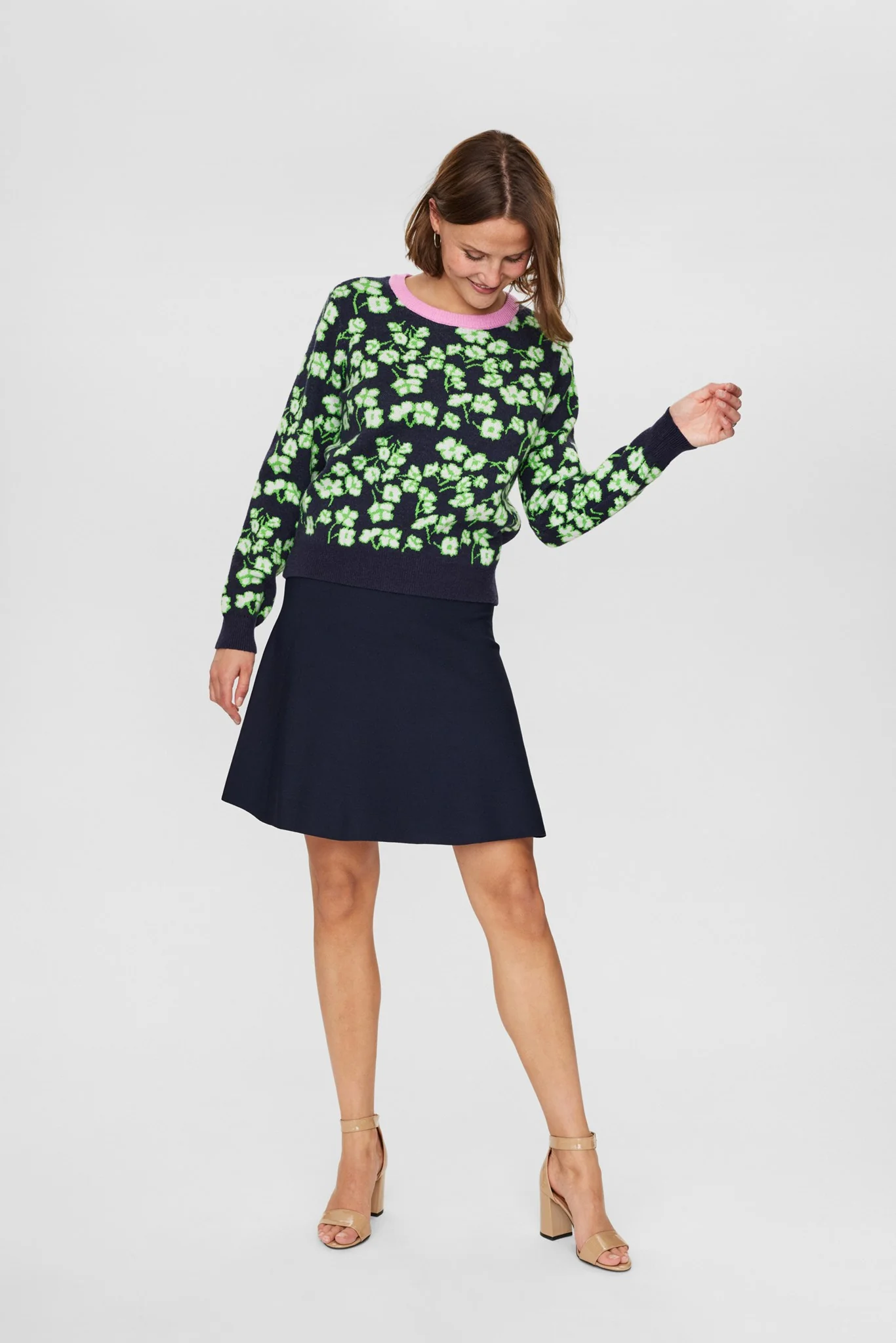 NUFLORENCE PULLOVER - Dress Blues - Image 6