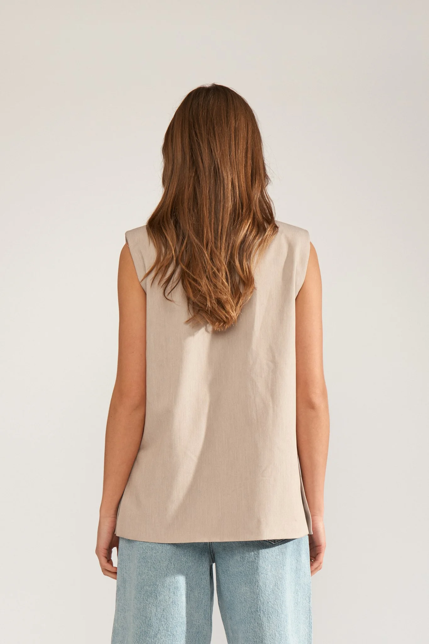 NUFLORIA LONG VEST - Chateau Gray Melange - Image 2