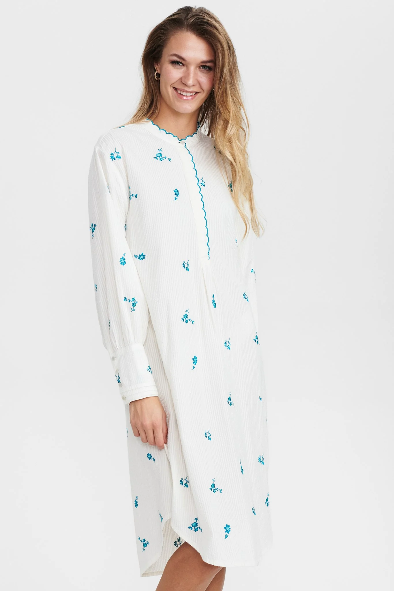NUFRIDA DRESS - Cloud Dancer